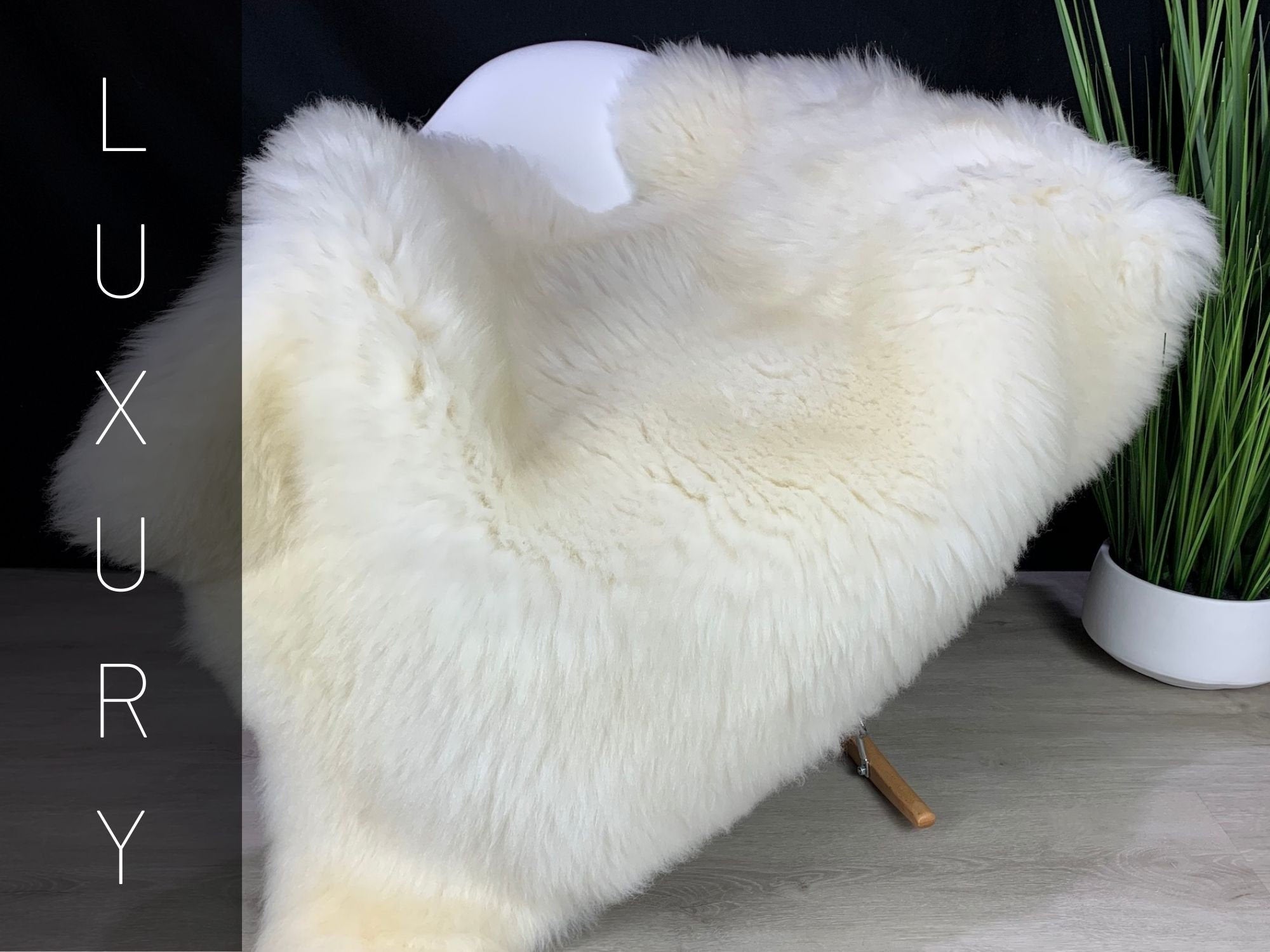 Sheepskin White Cream Rug Pelt XL / Genuine Real Sheepskin White Cream / Sheepskin Seat Cover Dog Pet Bed Throw