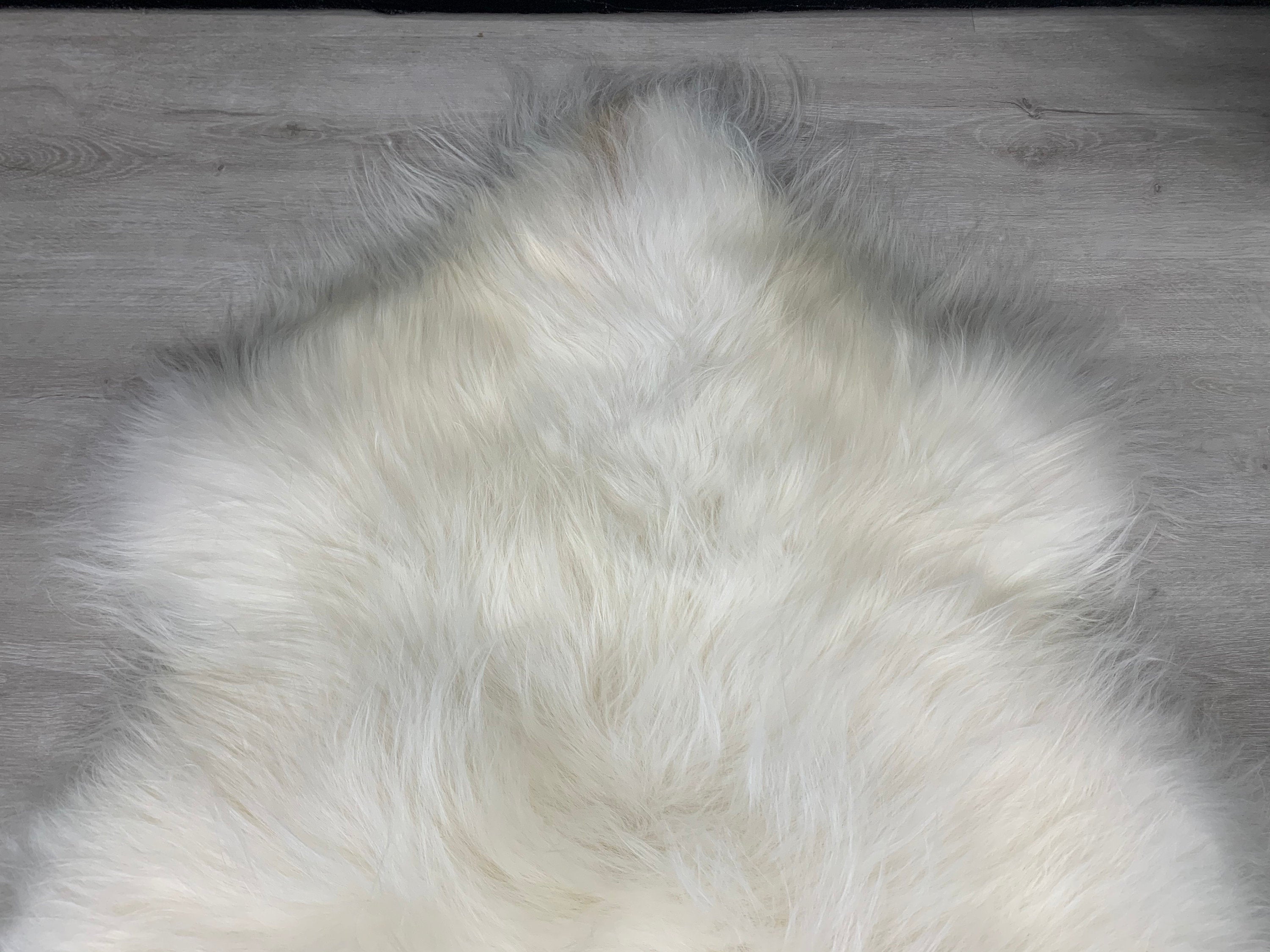 White Brown Spot Iceland Sheepskin Rug * Genuine Sheepskin Rug Fur Throw * Natural Animal Hide Pelt * Sheepskin Seat Cover Pet Bed Throw