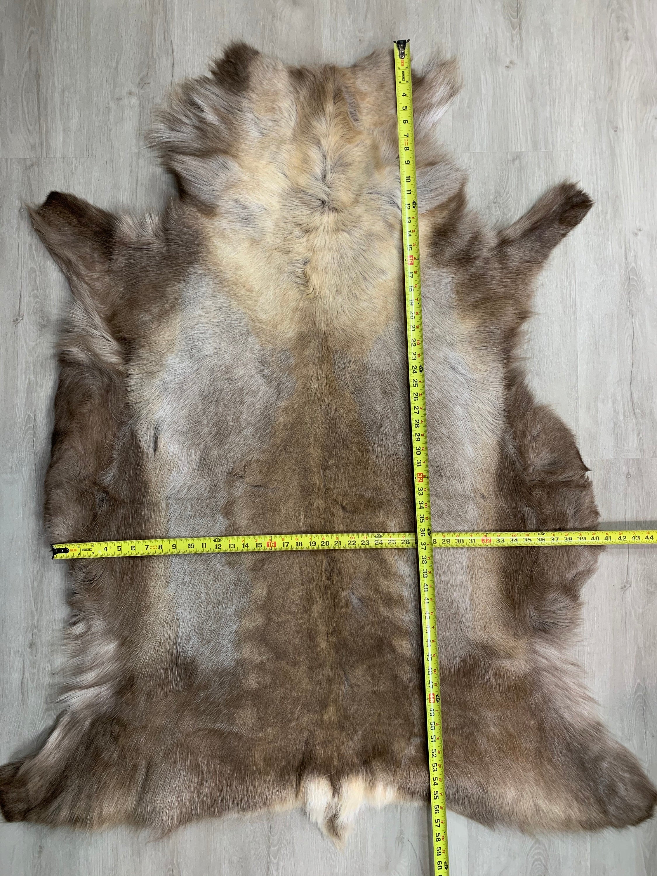 Genuine Scandinavian Reindeer Hide * Decorative reindeer skin rug hide pelt throw * Large Genuine reindeer pelt