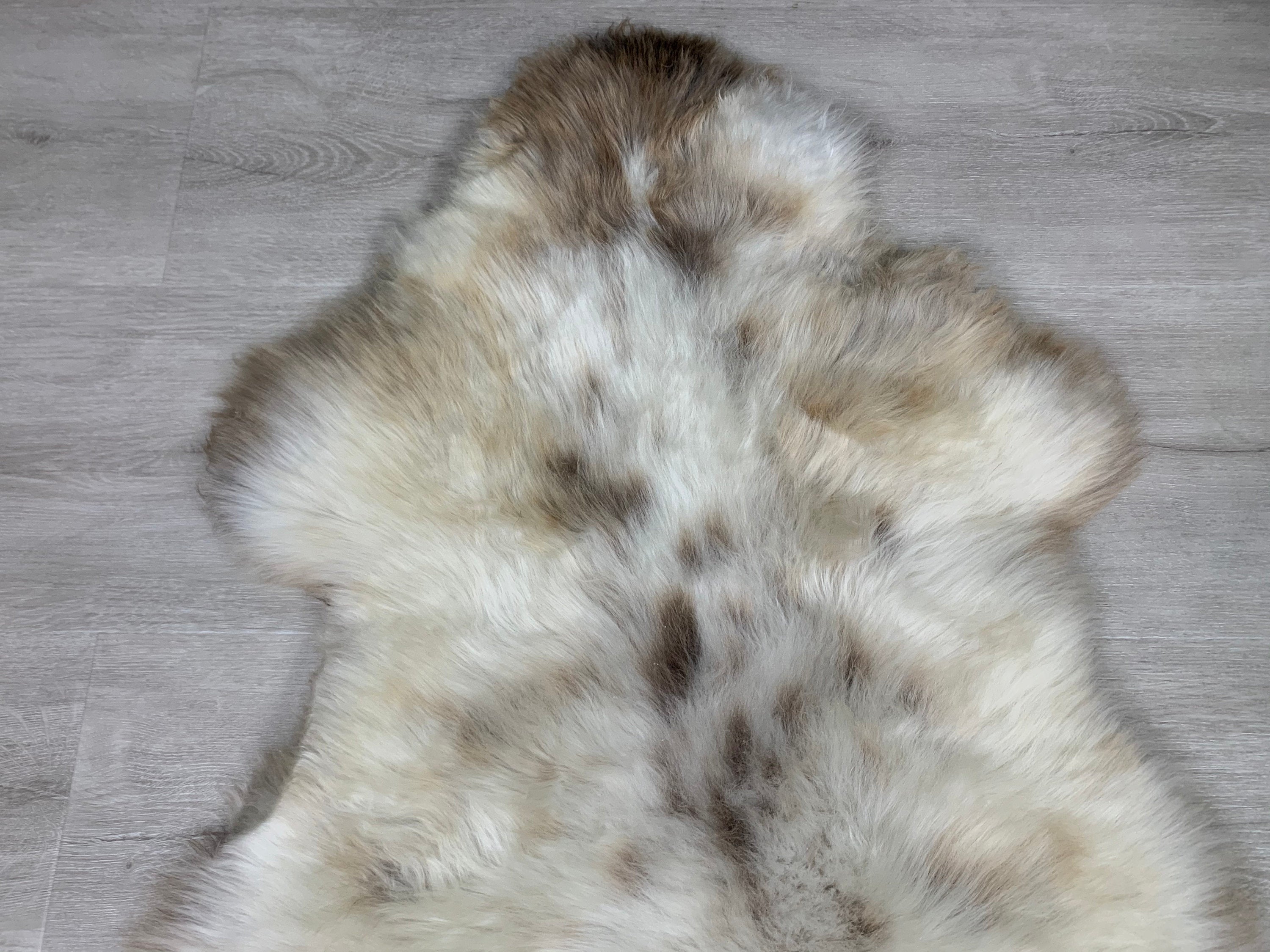 Natural White Brown Sheepskin Rug Pelt Genuine Leather Seat Cover Hide