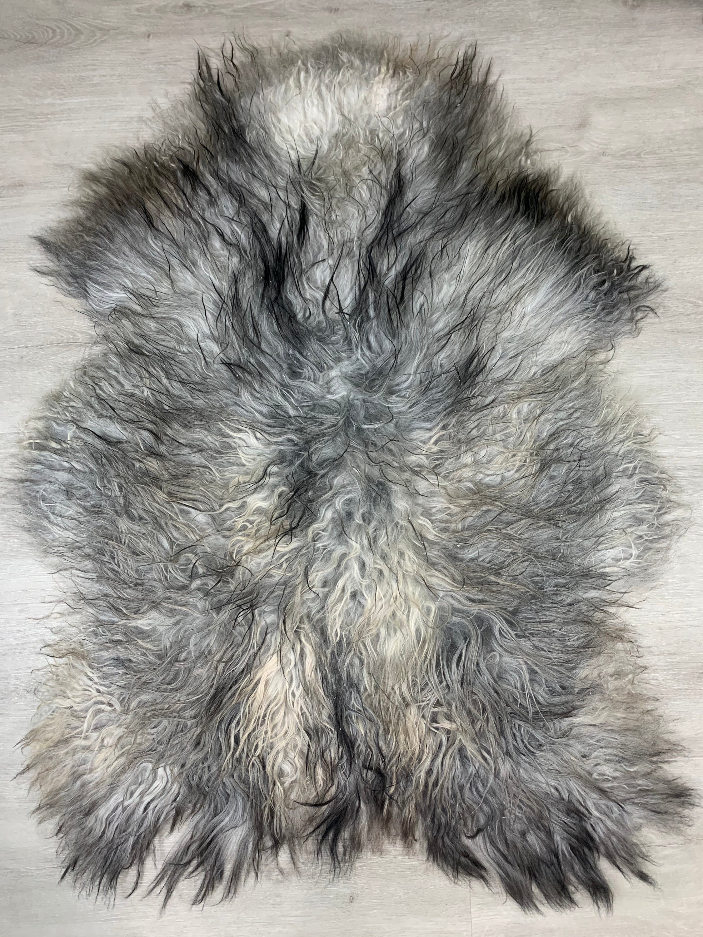 Curly Silver Gray Sheepskin Rug * Genuine Sheepskin Rug Fur Throw * Natural Animal Hide Pelt * Sheepskin Seat Cover