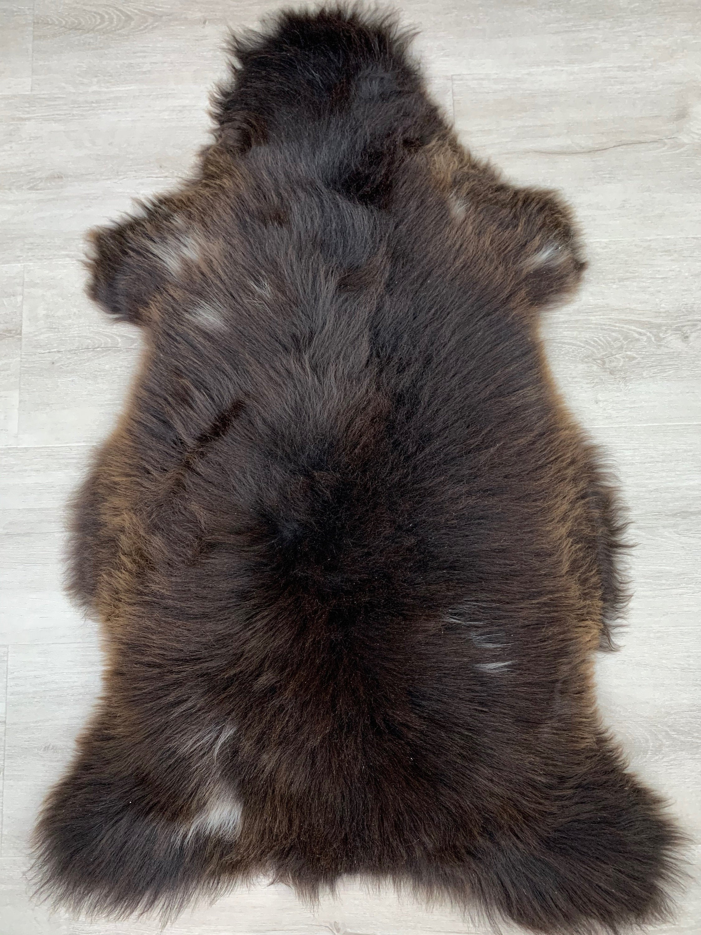 Natural Brown Spots White / Sheepskin Rug / Genuine Sheepskin / Real Sheepskin / Sheepskin Pelt