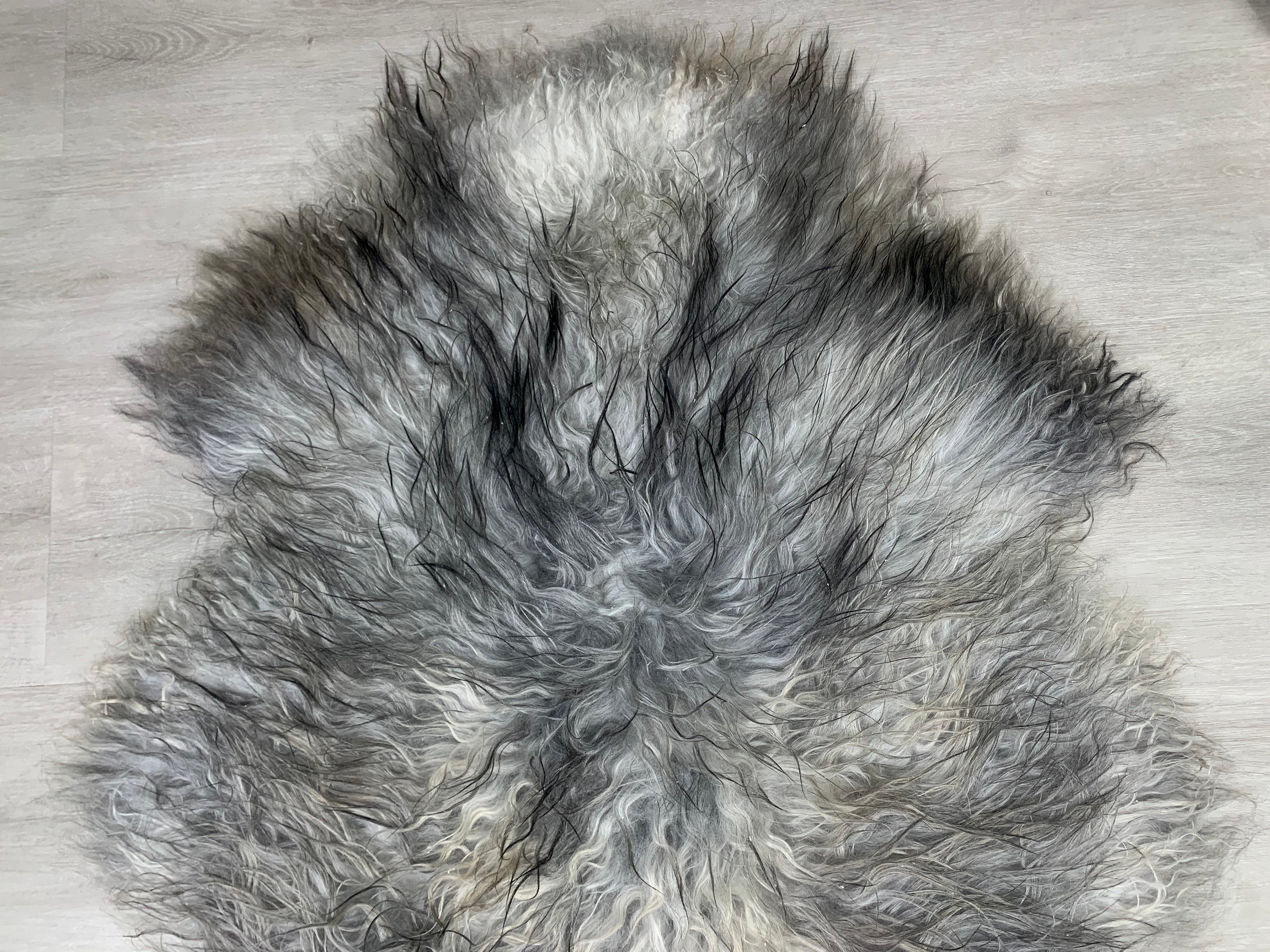 Curly Silver Gray Sheepskin Rug * Genuine Sheepskin Rug Fur Throw * Natural Animal Hide Pelt * Sheepskin Seat Cover