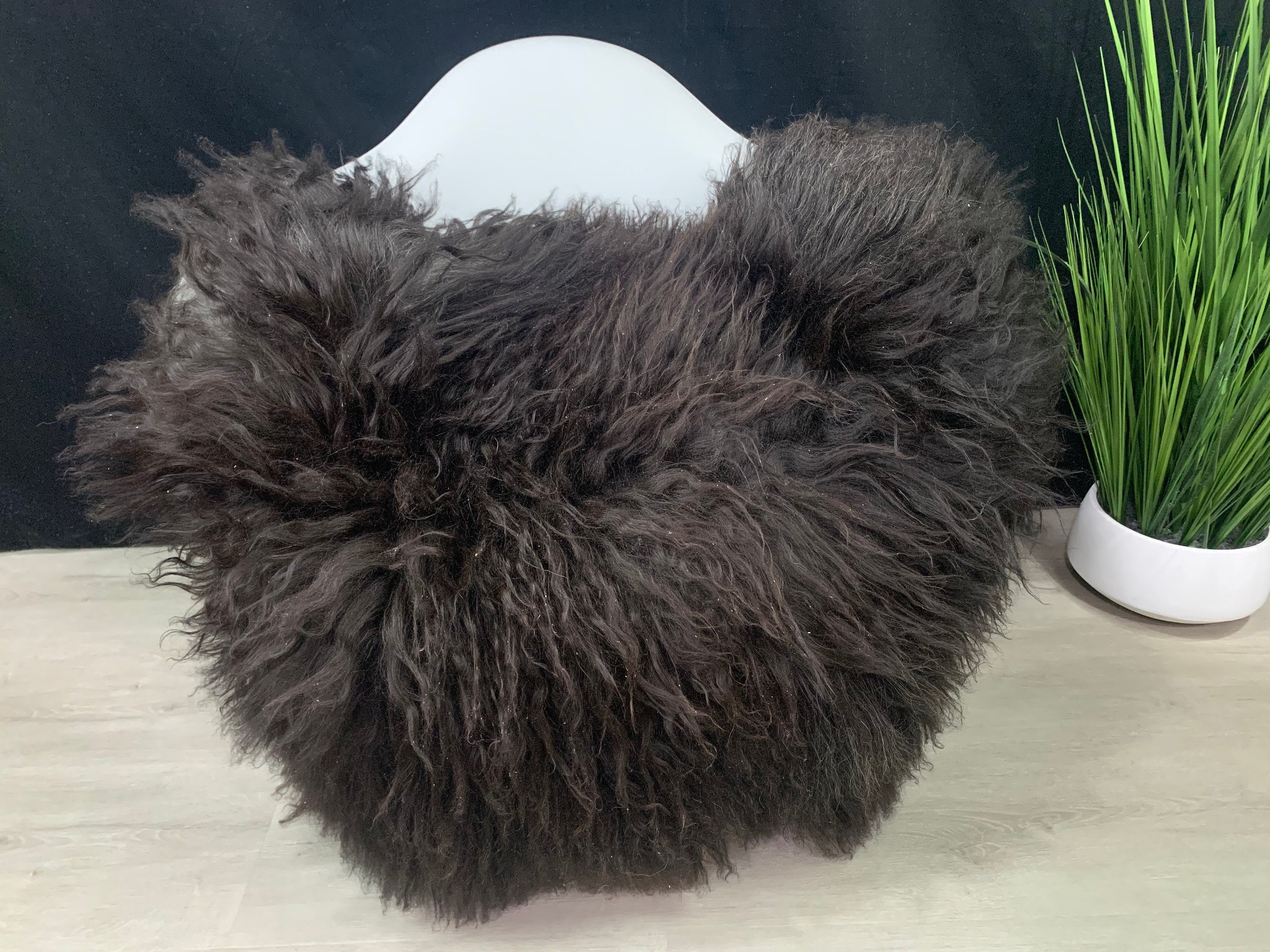 Genuine Icelandic Curly Black Brown sheepskin rug / sheepskin pelt rug beautiful black natural color / seat cover pet bed throw