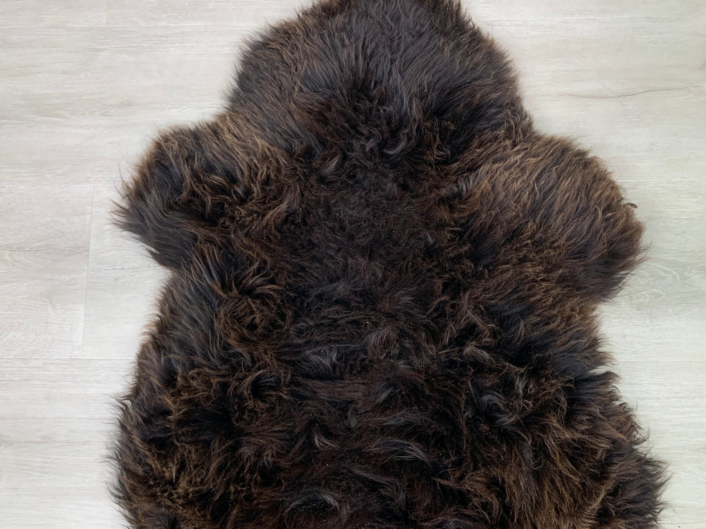 Elegant Natural Brawn Sheepskin Rug Pelt Genuine Leather Seat Cover Hide Throw