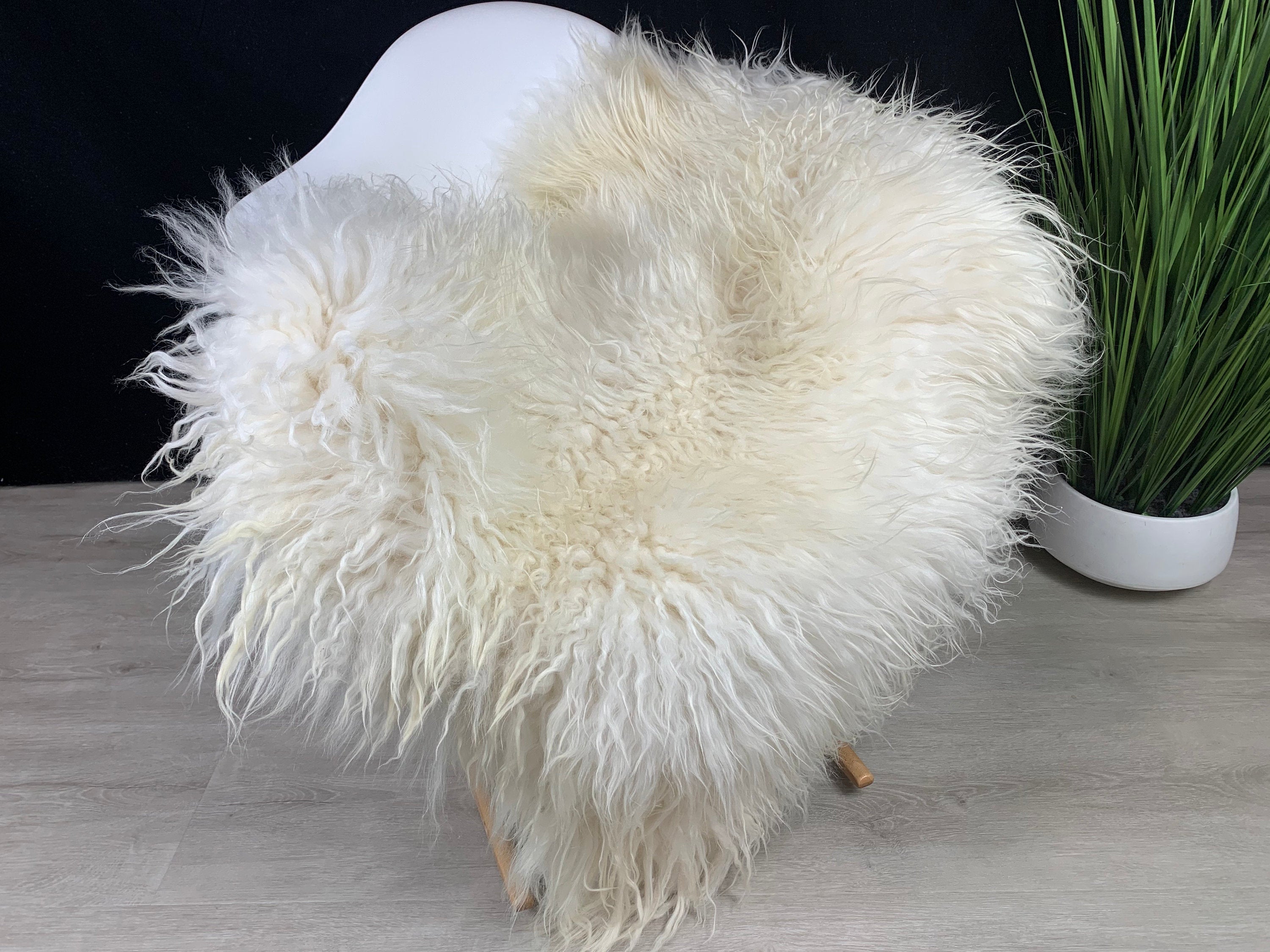 Cream White Iceland Sheepskin Rug * Genuine Sheepskin Rug Fur Throw * Natural Animal Hide Pelt * Sheepskin Seat Cover