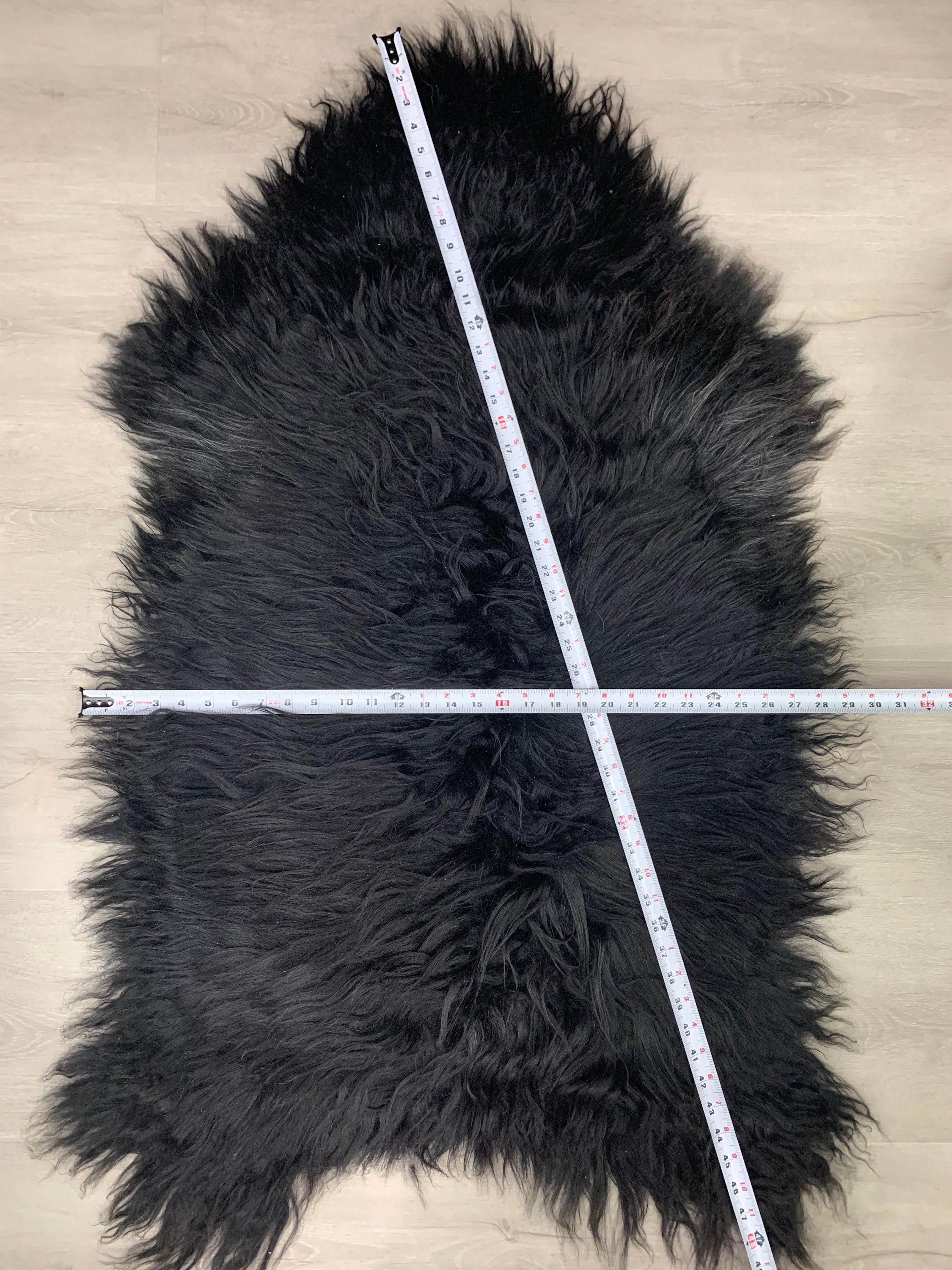 Black Sheepskin Rug / Genuine Icelandic Sheepskin / Natural Sheepskin Pelt / Sheepskin Seat Cover / Iceland