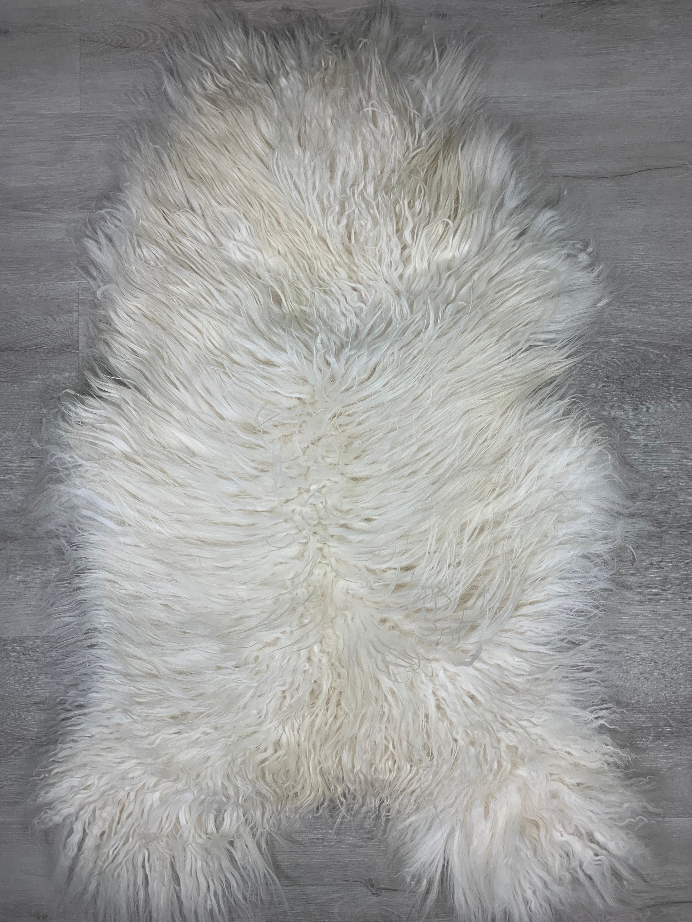 Curly White Iceland Sheepskin Rug * Genuine Sheepskin Rug Fur Throw * Natural Animal Hide Pelt * Sheepskin Seat Cover * Comfort Pet Bed