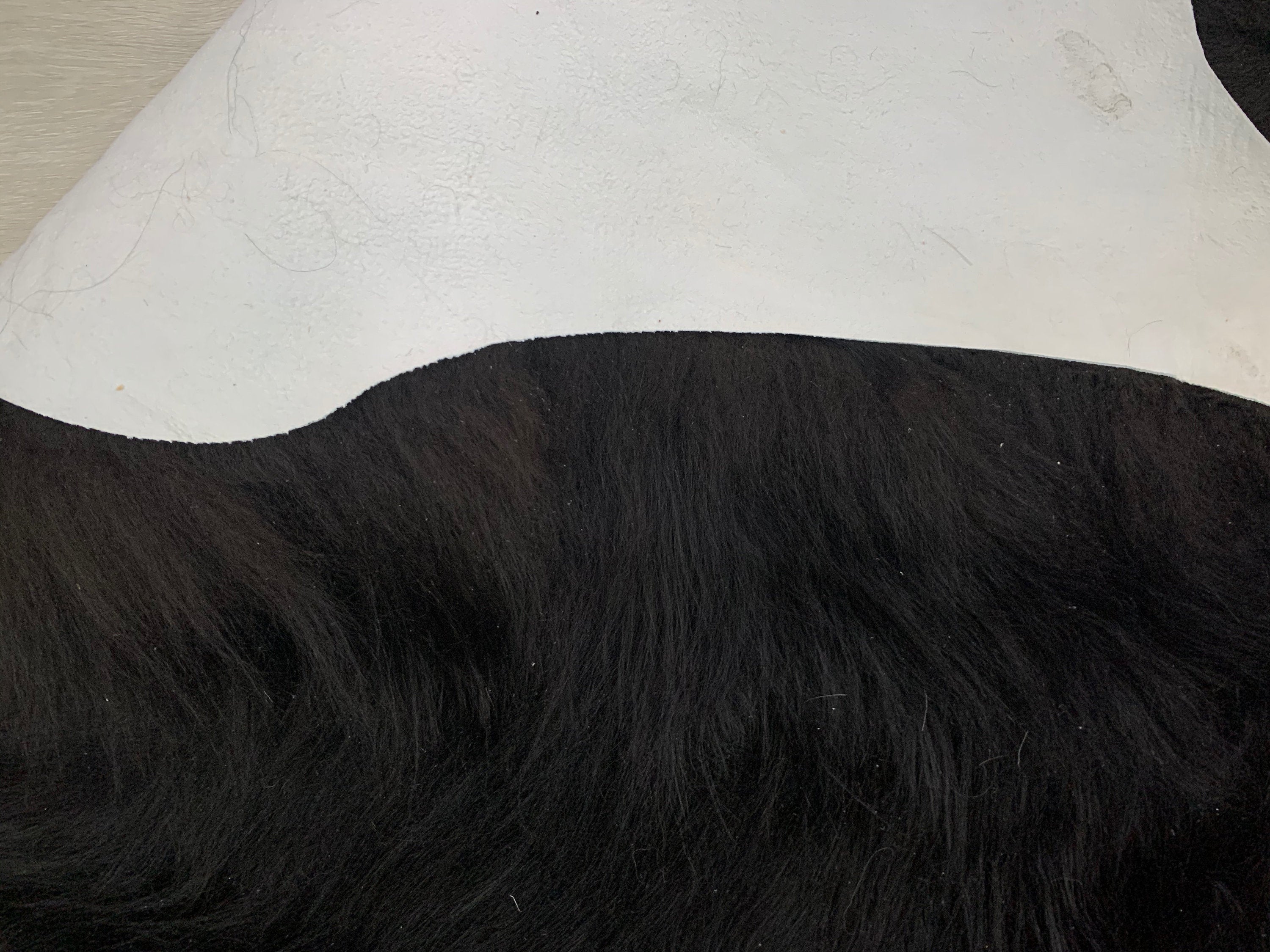 Beautiful Black Sheepskin Rug Pelt Genuine Natural Soft Best Seat Cover Leather