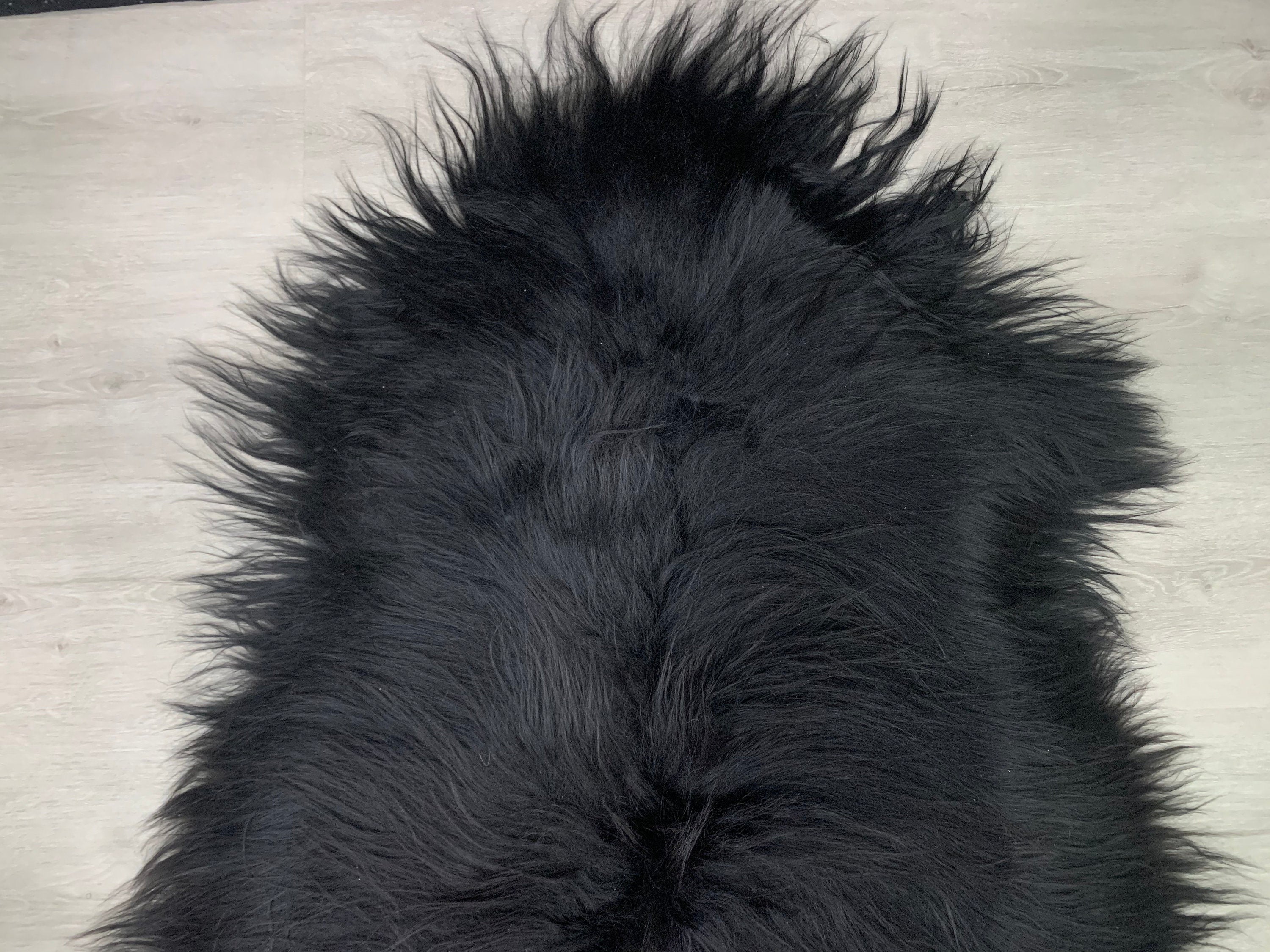 XXL Large Icelandic Black Sheepskin Rug  Fur Throw Black Long Soft Wool  Pet Bed Throw Motorcycle seat cover