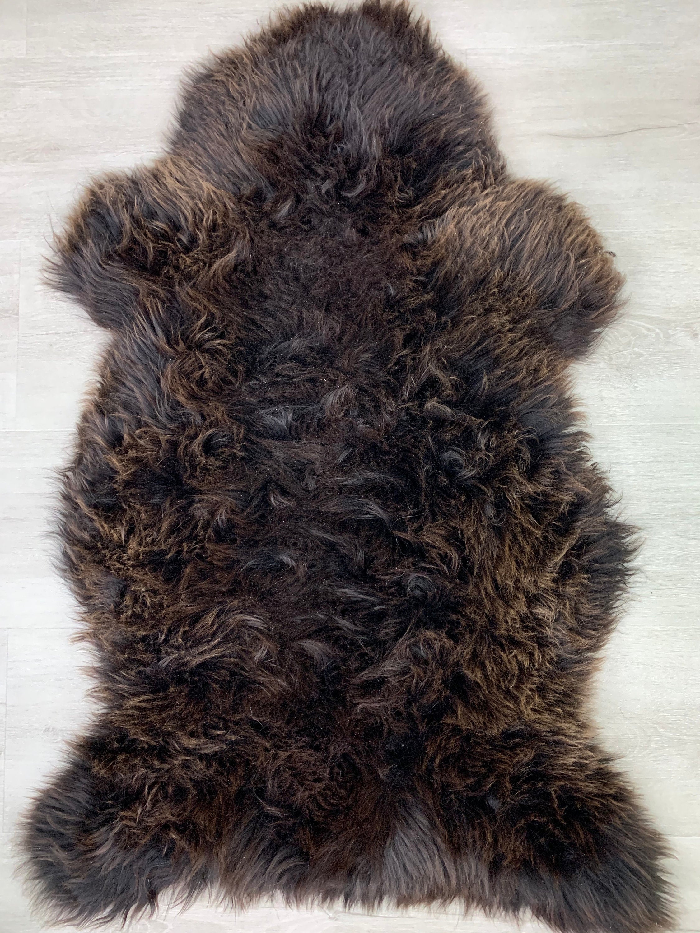 Elegant Natural Brawn Sheepskin Rug Pelt Genuine Leather Seat Cover Hide Throw