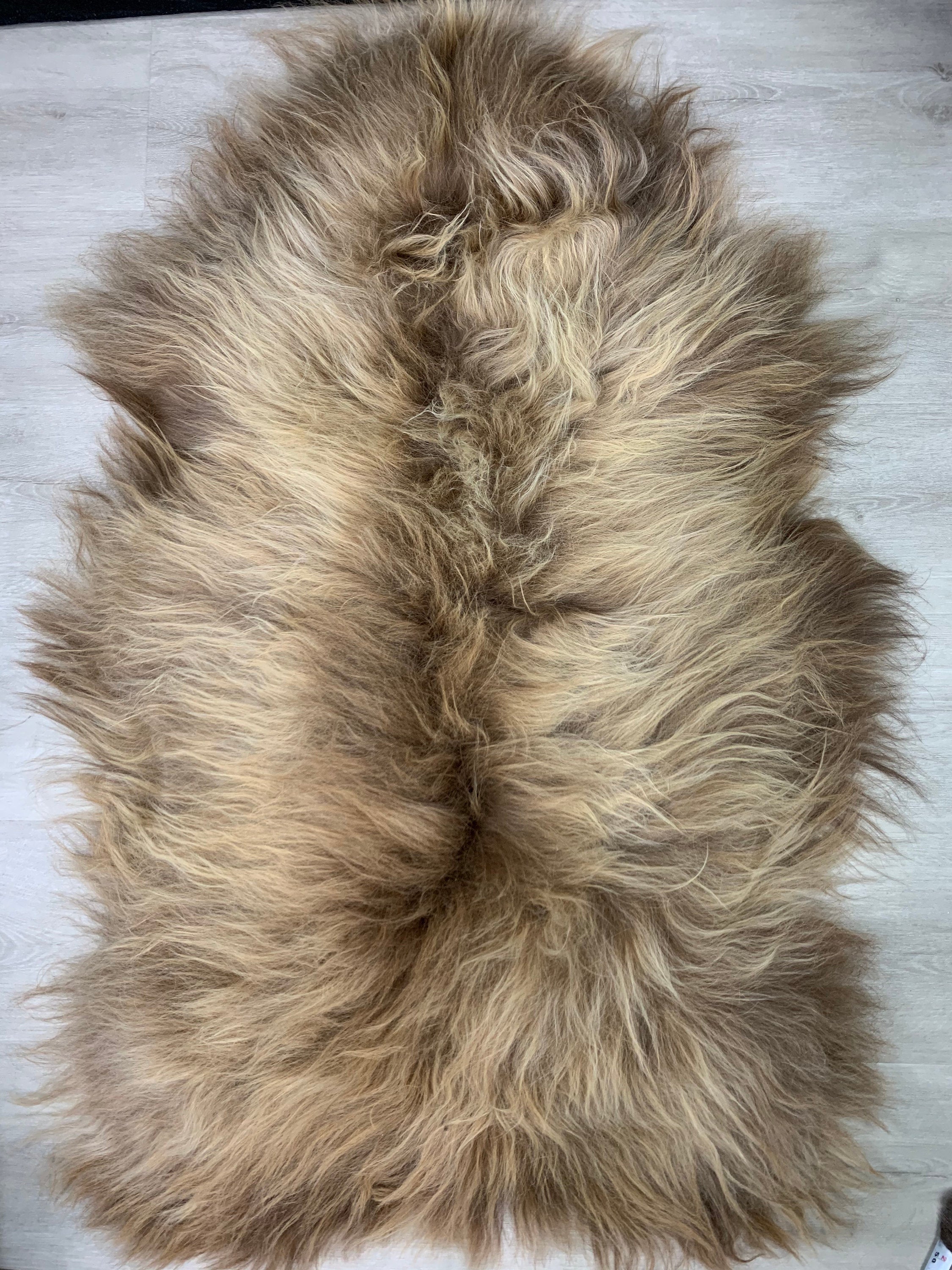 Huge Brown Natural Icelandic Sheepskin Rug Pelt Genuine Sheepskin Brown Rug Seat Cover Pet Bed Throw