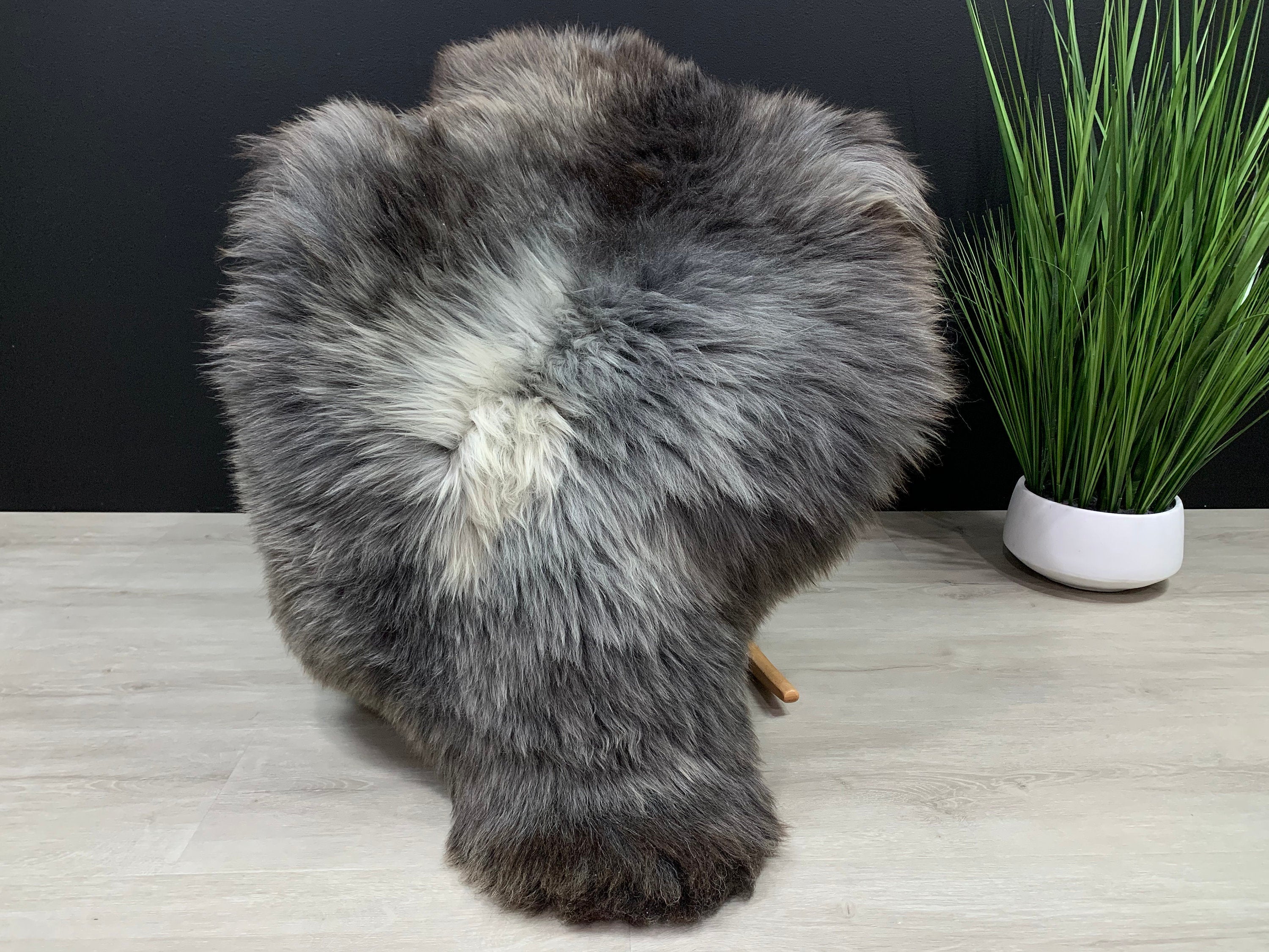 XXL Beautiful Natural Gray Sheepskin Rug Pelt Genuine Leather Seat Cover Hide