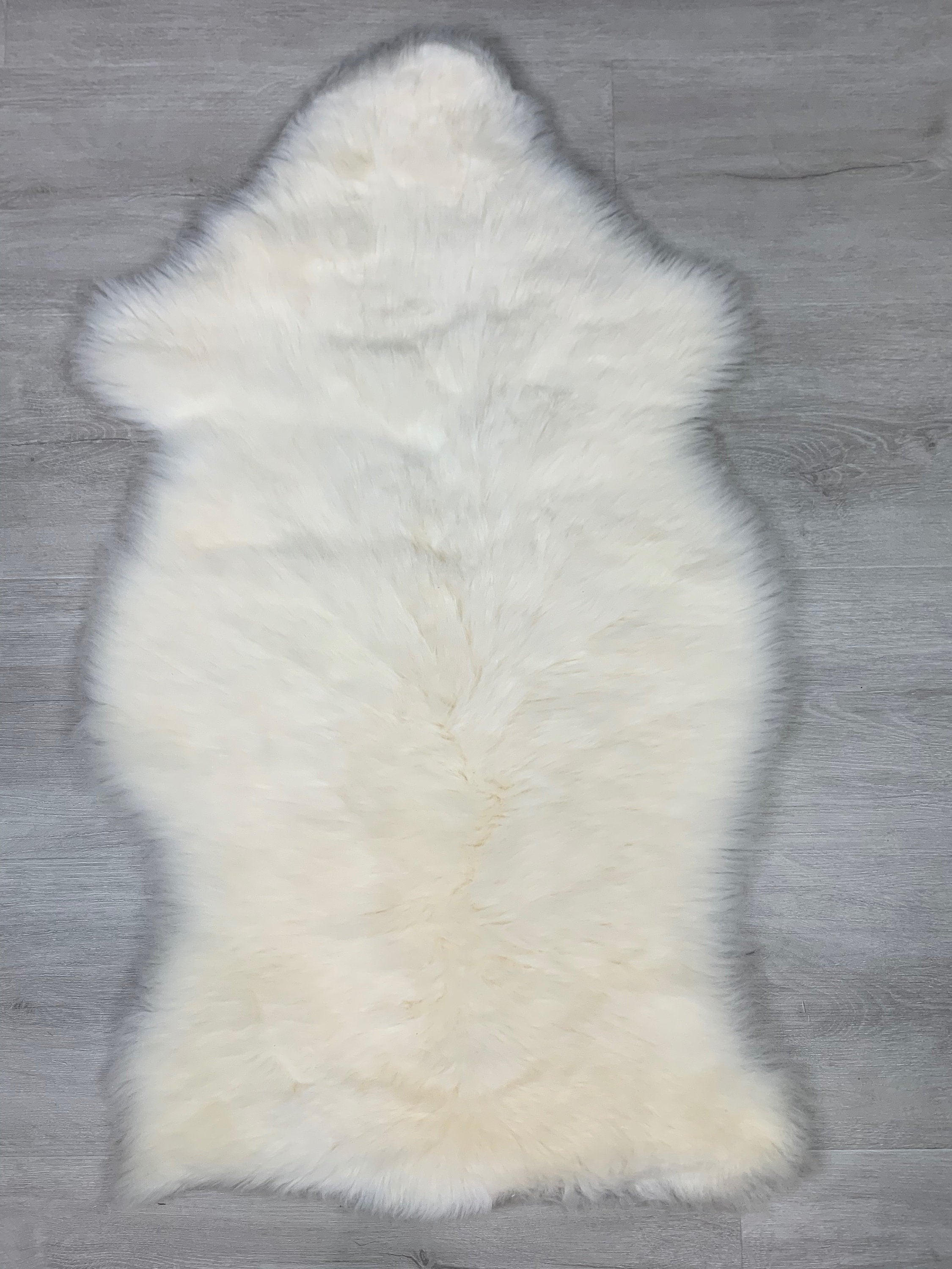 Natural Cream White Sheepskin Rug * Genuine Natural Sheepskin Seat Cover* Comfort Pet Bed Throw