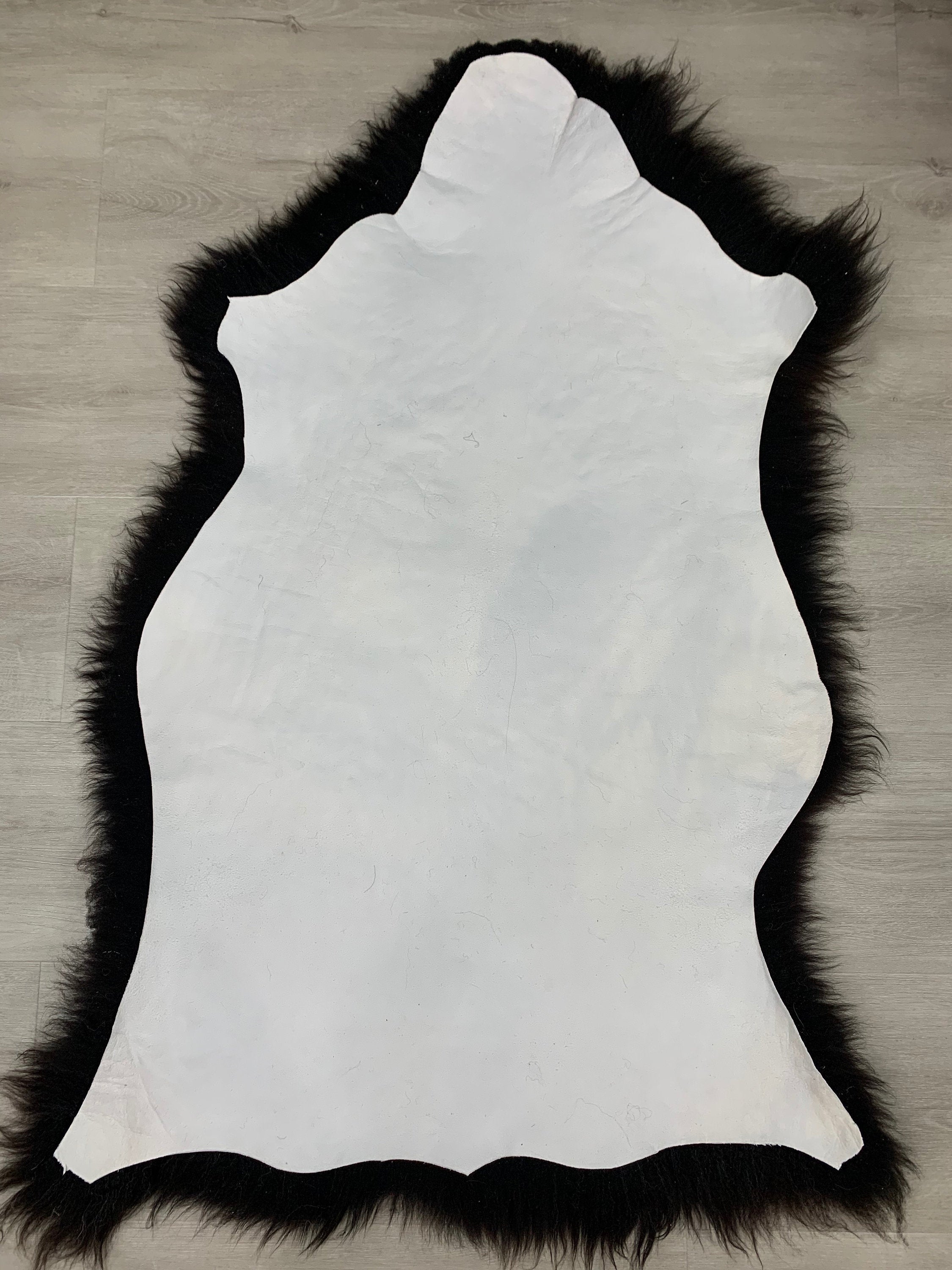 Genuine Sheepskin Rug / Beautiful Brown SHEEPSKIN Natural Color / Sheepskin Seat Cover