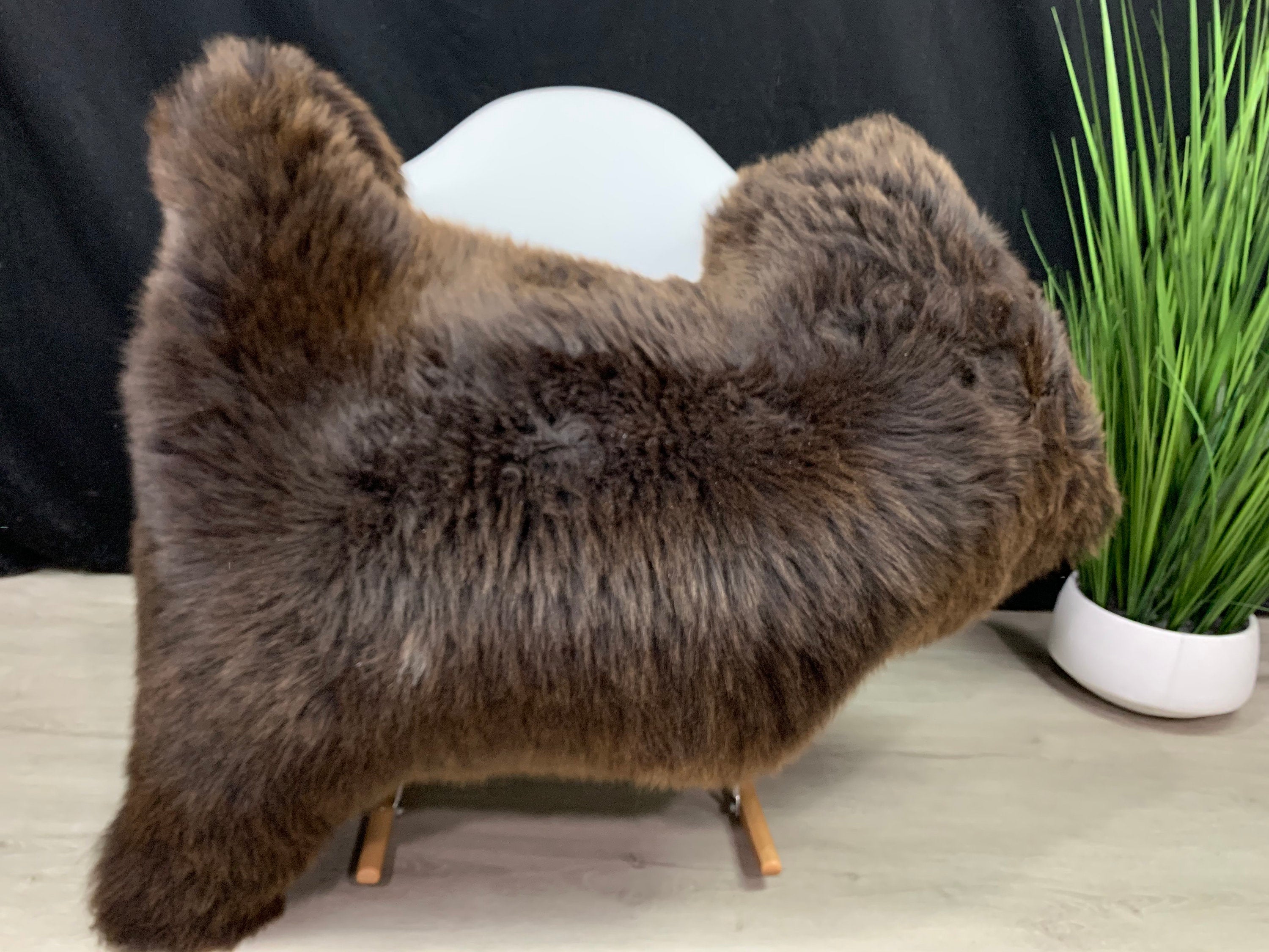 Natural Brown Sheepskin Rug Pelt / Genuine Natural Soft Sheepskin Best Seat Cover Leather Rug Motorcycle Hide