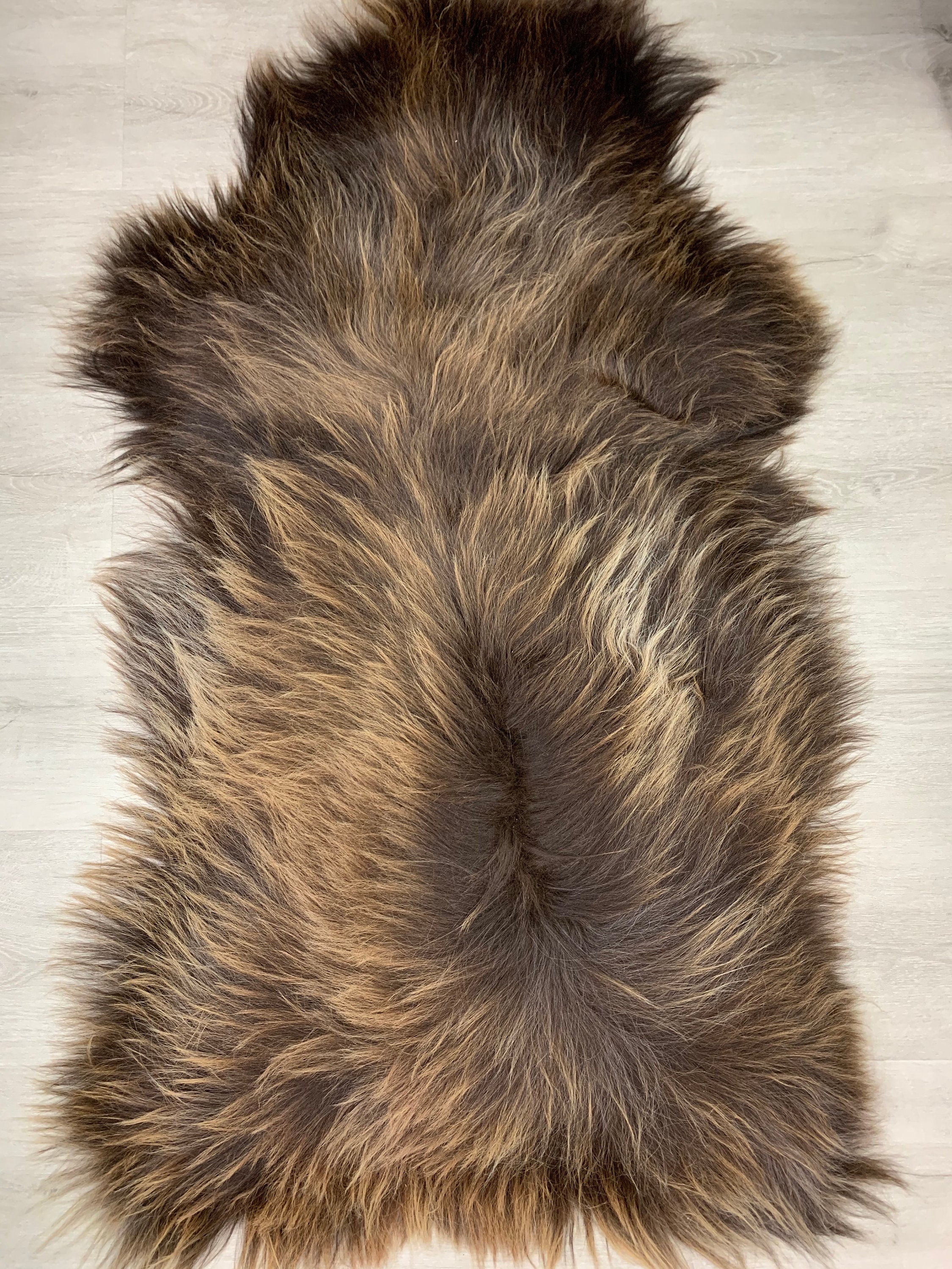 Icelandic Brown Sheepskin Rug Pelt Genuine Sheep Skin Pelt Seat Cover Pet Bed Throw