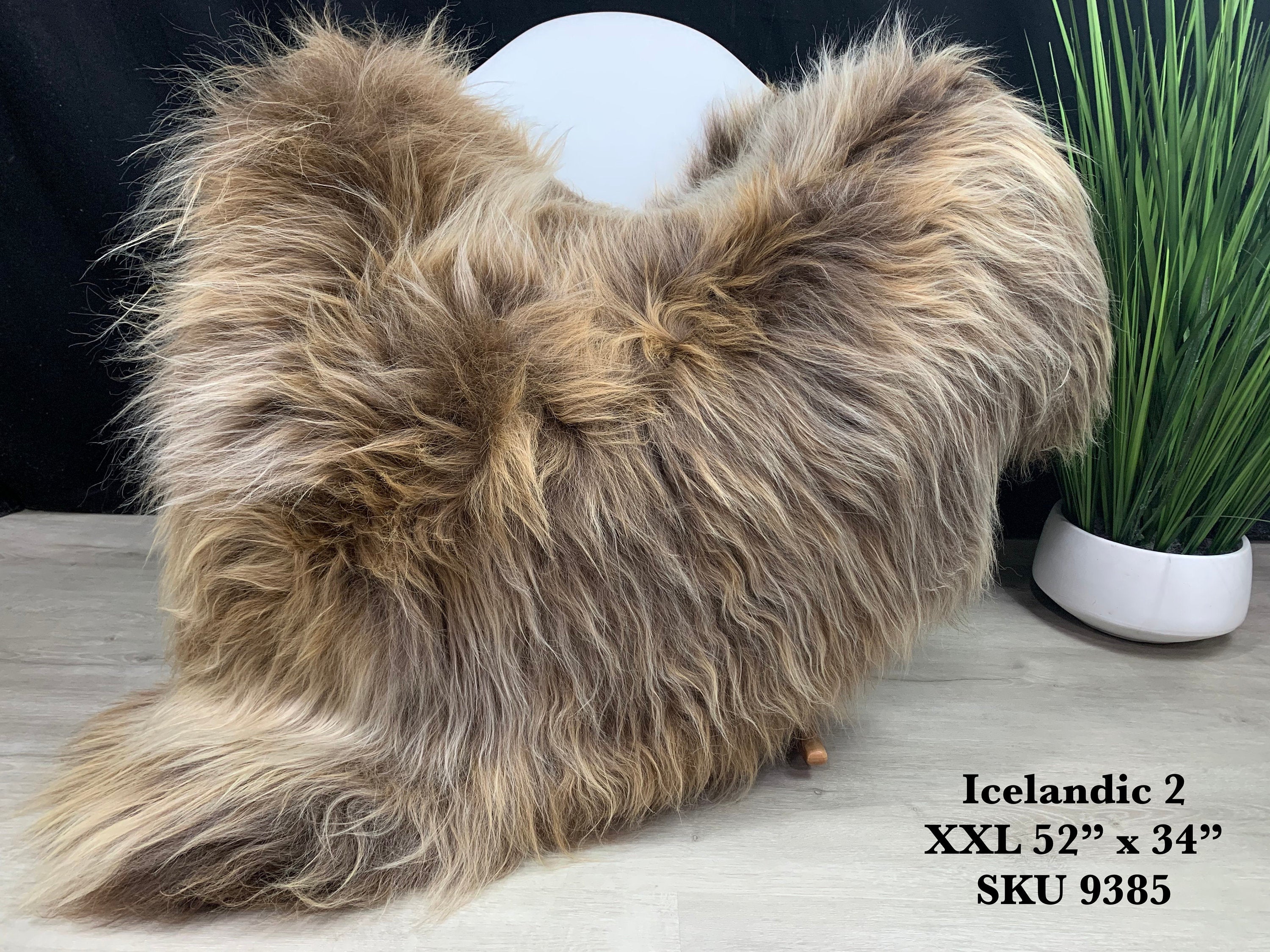 Sheepskin Rug / Iceland Sheepskin / Animal Rug / Sheepskin Throw / Sheepskin Pet Bed / Animal Pelt / Sheepskin Pelt / Real Sheepskin Rug