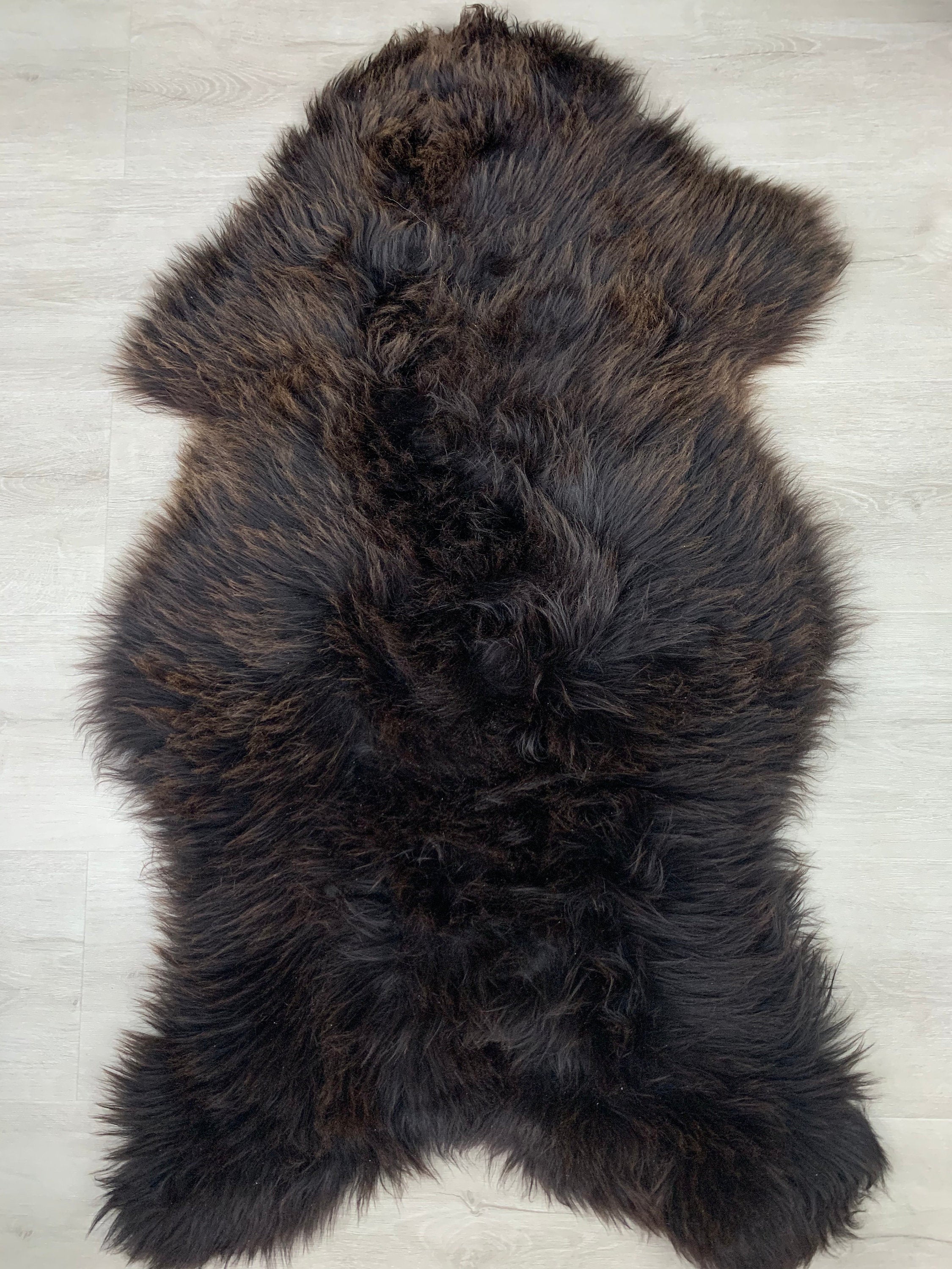 Top Quality * Genuine Sheepskin rug pelt * Beautiful Brown natural color * sheepskin seat cover * pet bed comfort blanket * fur throw