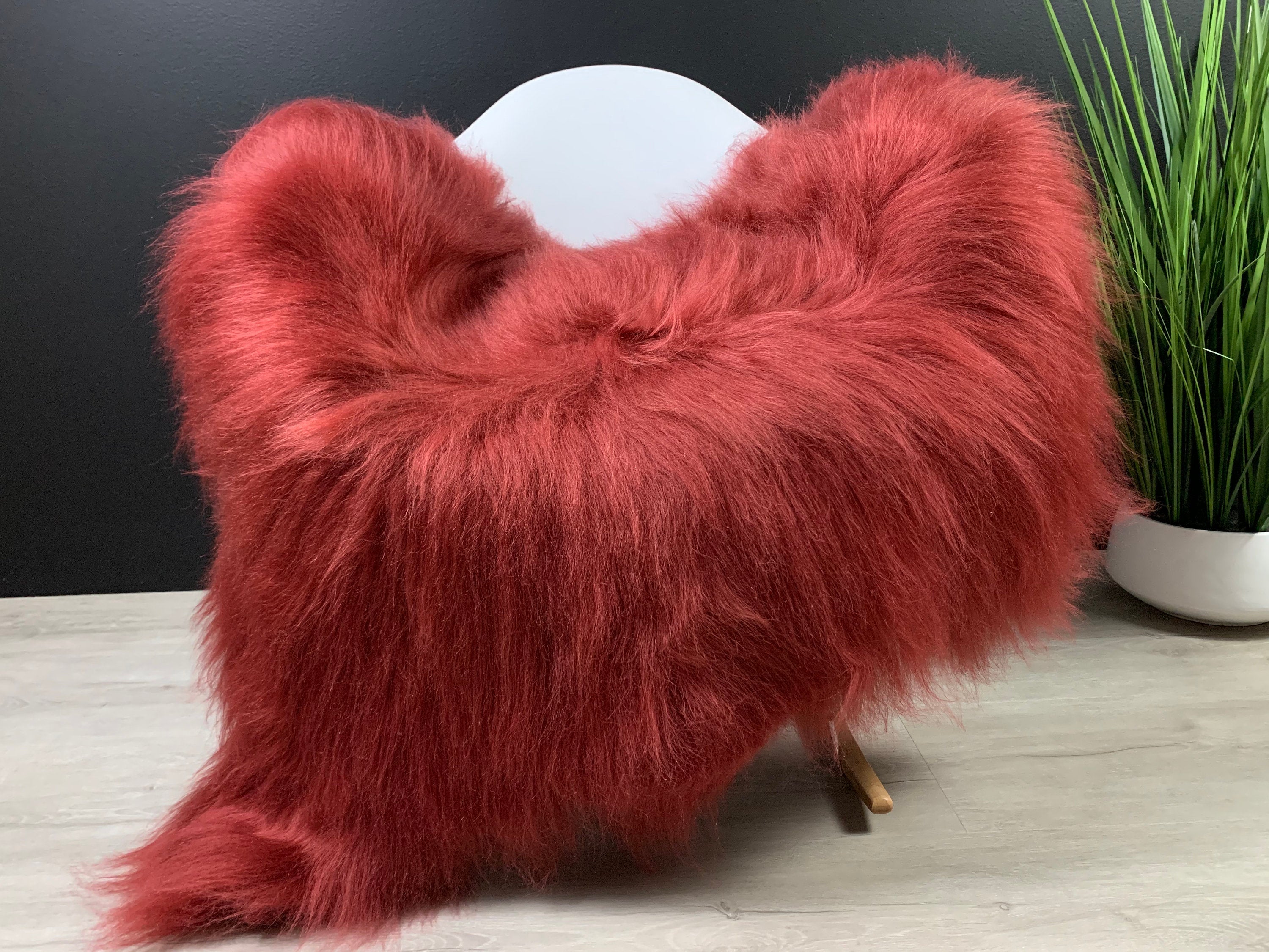 Cherry Sheepskin Rug Genuine Sheep skin Beautiful Dyed Cherry Seat Cover Throw Natural pelt