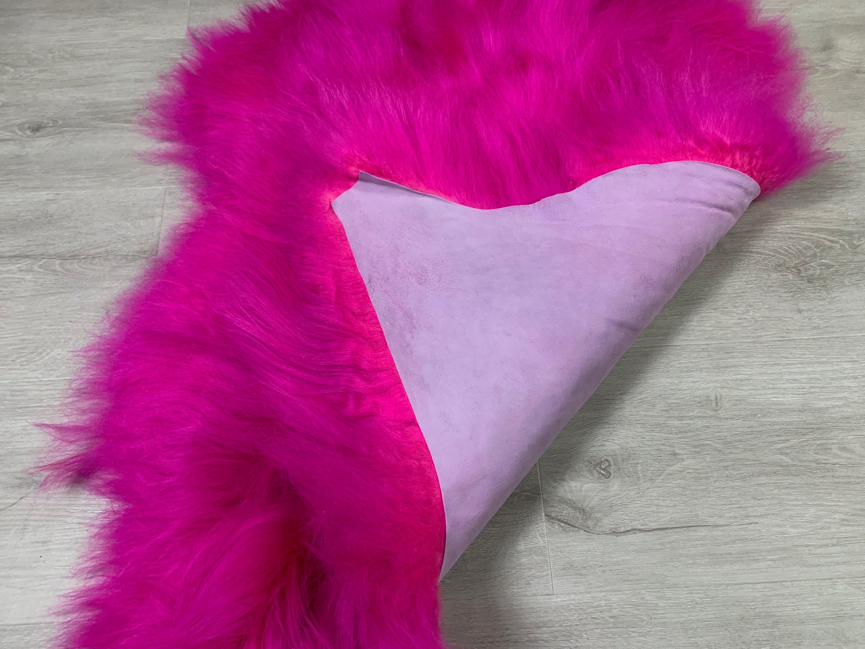 Beautiful Icelandic Dark Pink Sheepskin Rug * Pelt * Genuine * Blanket Cover * Hide