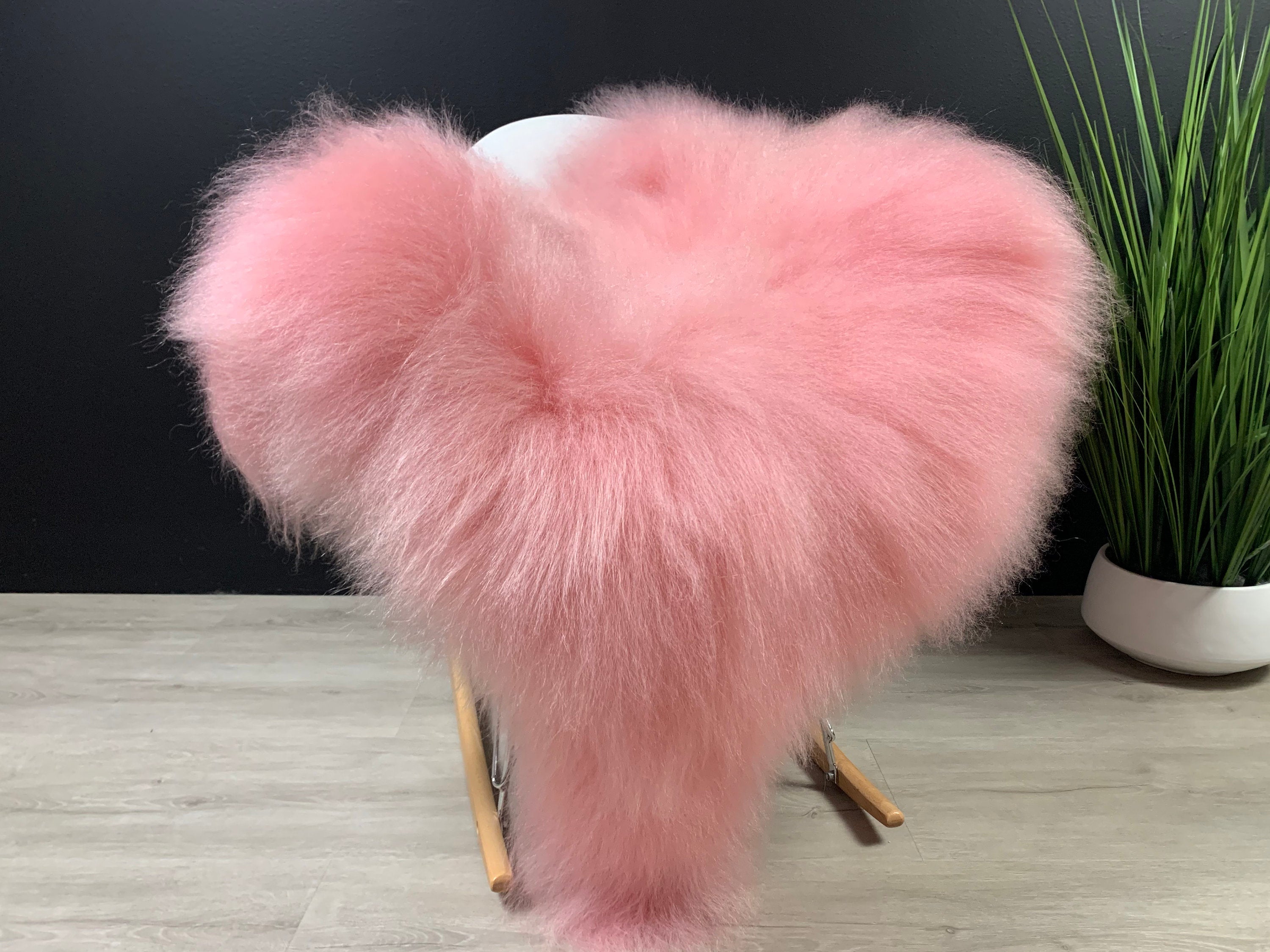 Beautiful Baby Pink Icelandic Sheepskin Rug Pelt  Genuine Leather Cover Throw Blanket