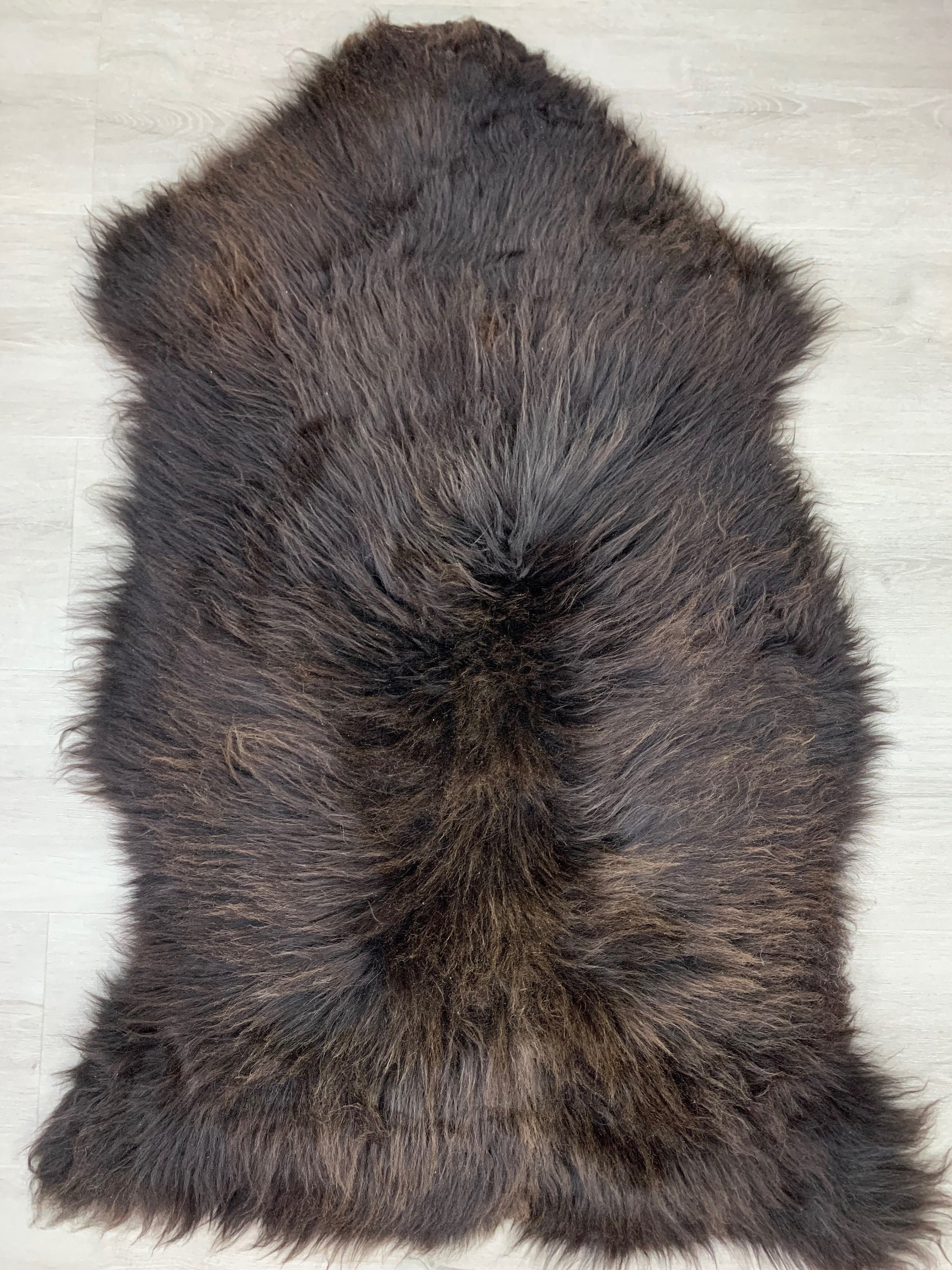 Genuine Sheepskin Rug / Beautiful Brown SHEEPSKIN Natural Color / Sheepskin Seat Cover