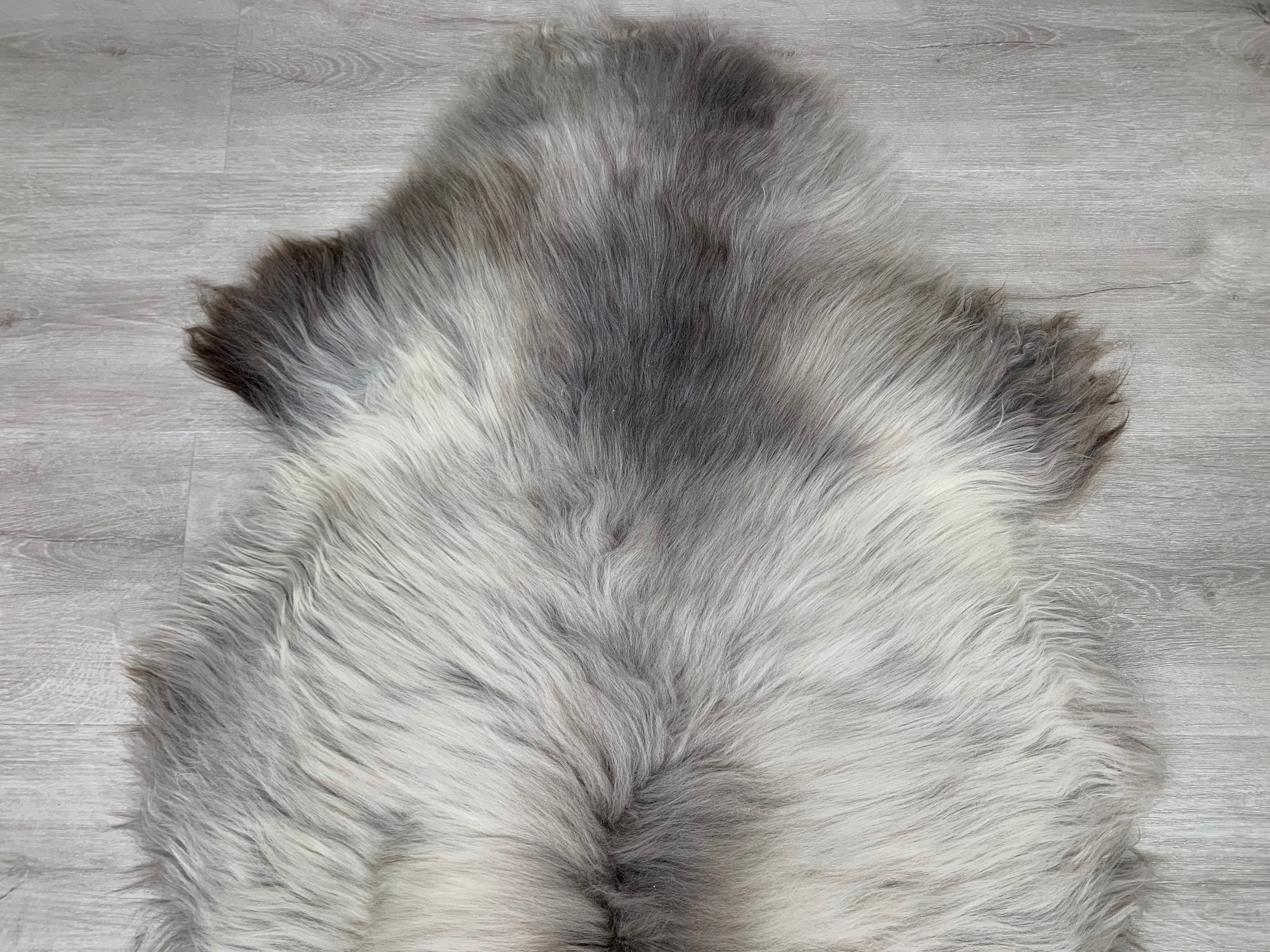 Beautiful Natural White Brown Sheepskin Rug Pelt Genuine Leather Seat Cover Hide