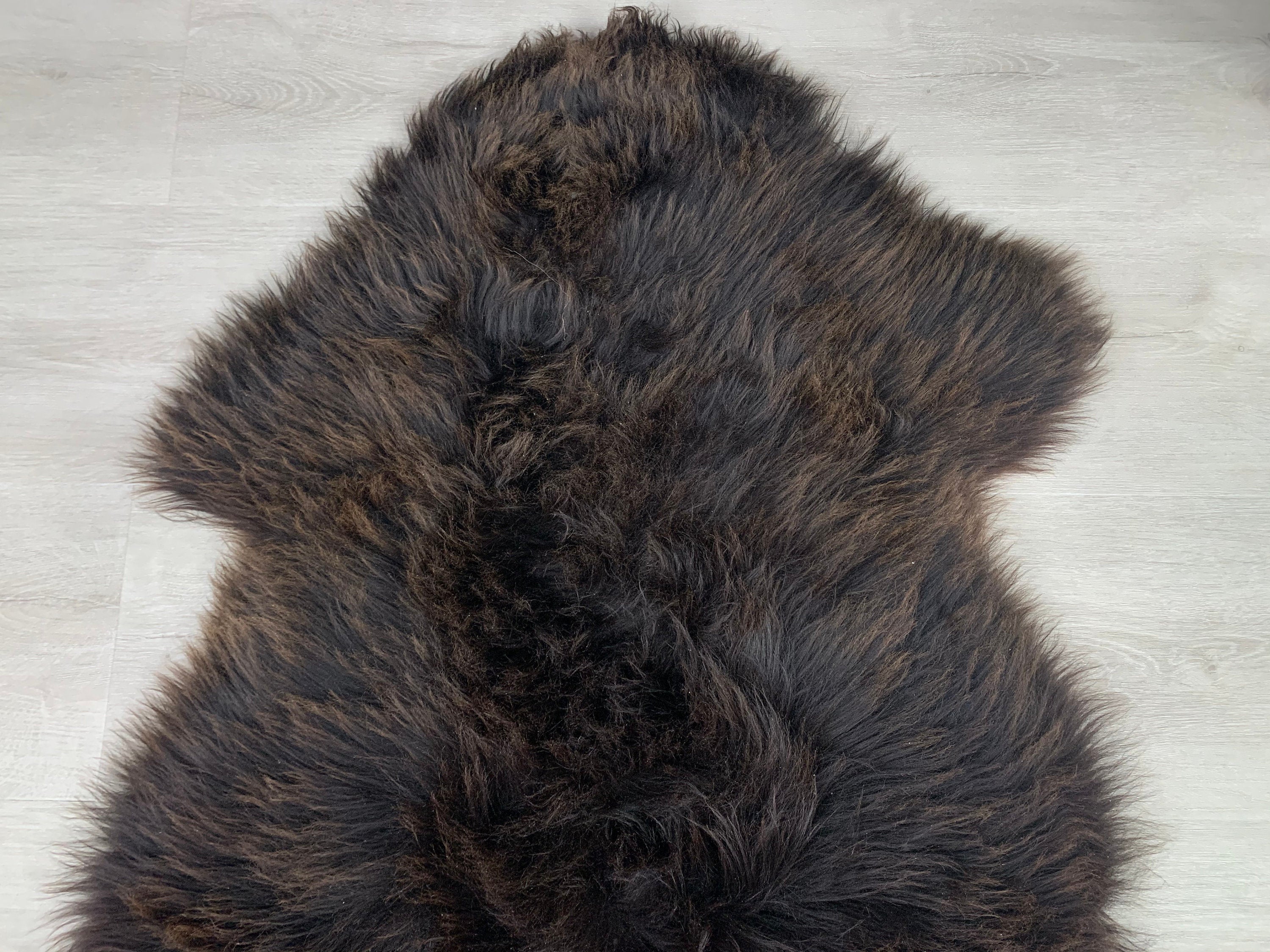 Top Quality * Genuine Sheepskin rug pelt * Beautiful Brown natural color * sheepskin seat cover * pet bed comfort blanket * fur throw