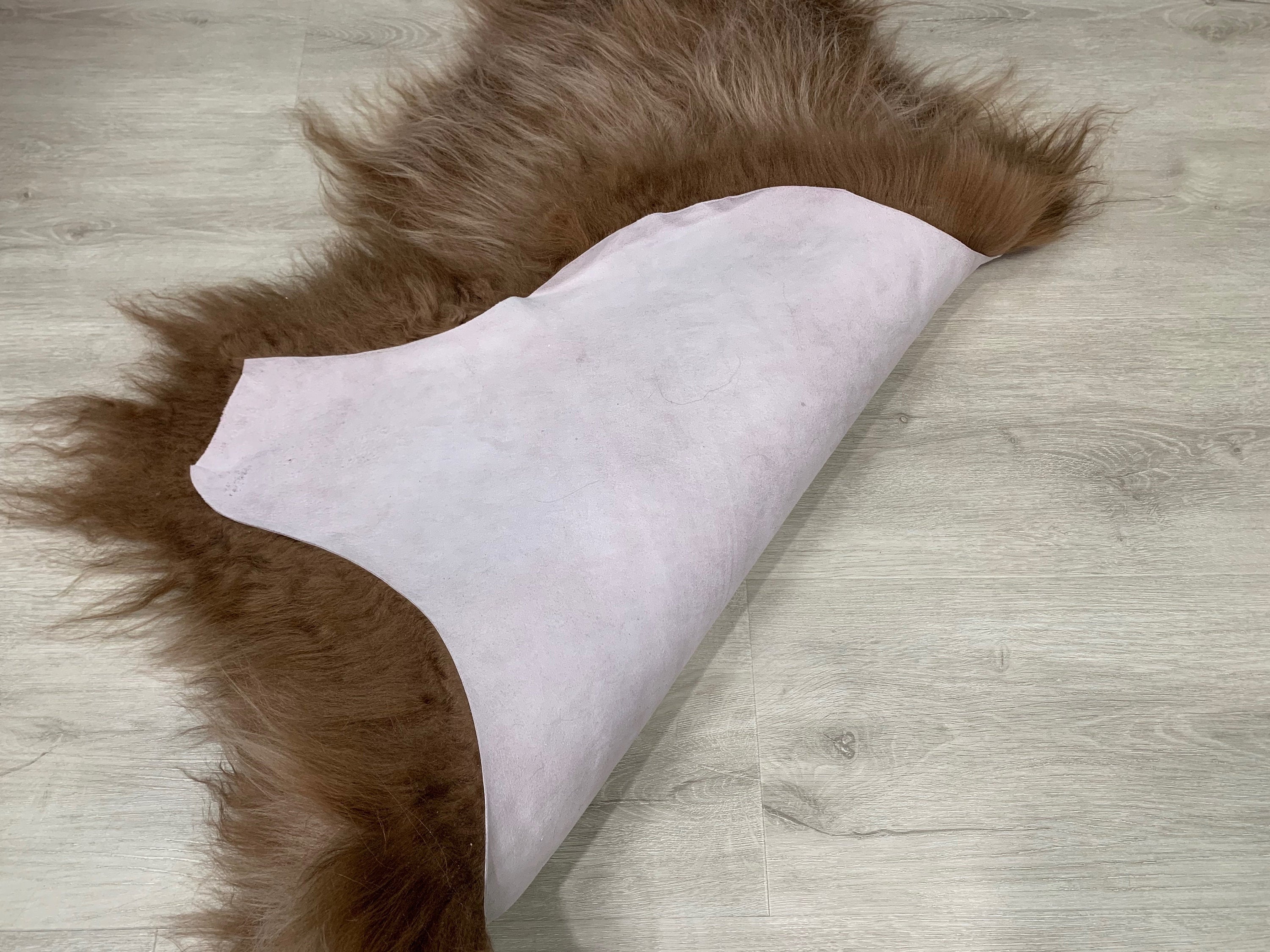 Luxury Coffee Icelandic Sheepskin Rug Pelt Genuine Leather Seat Cover Throw Luxury Sheepskin Rug