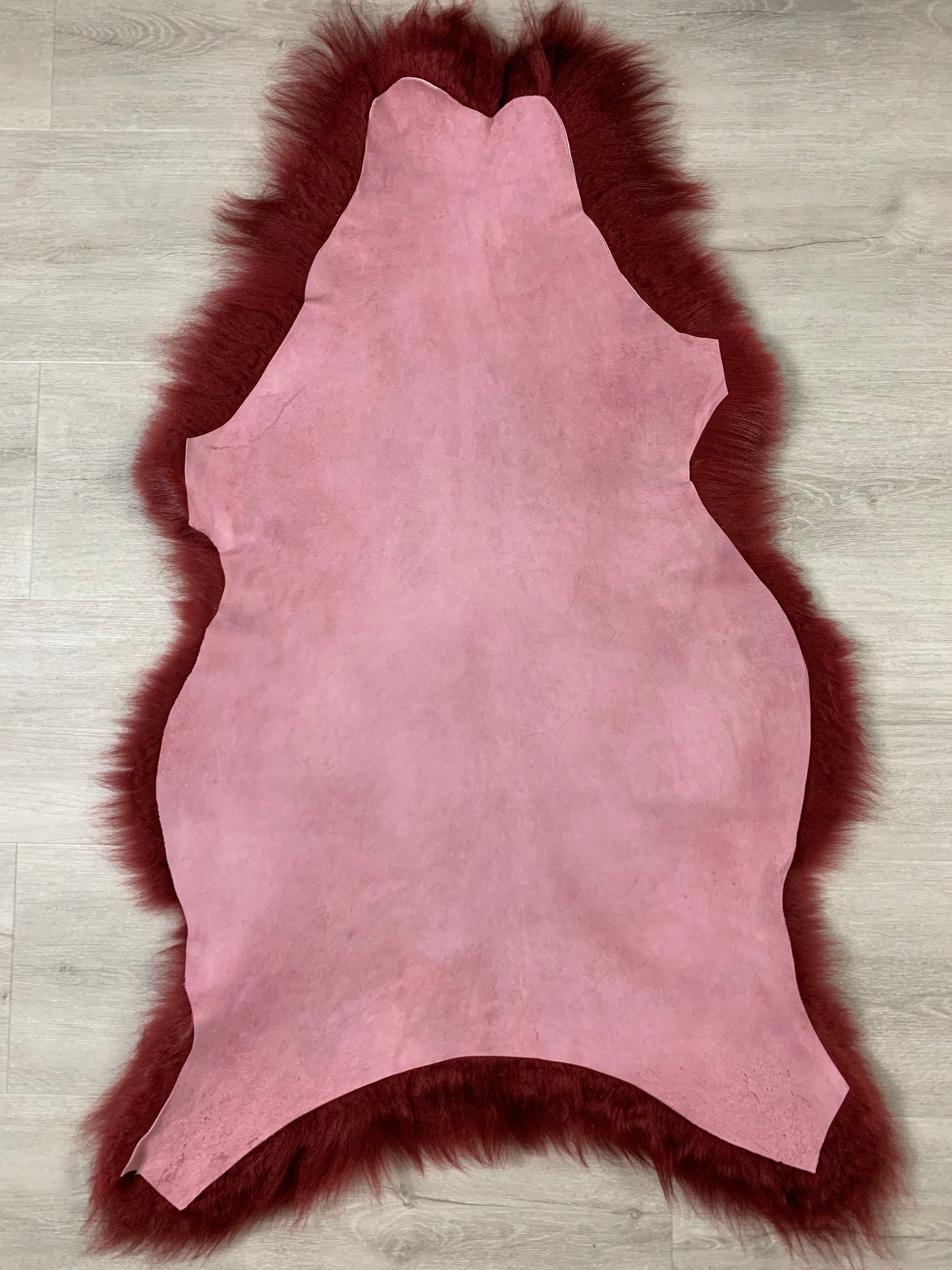 IcIcelandic genuine sheepskin rug dyed cherry * beautiful sheepskin fur Throw rug * Natural sheepskin pelt *  Kids play rug seat cover