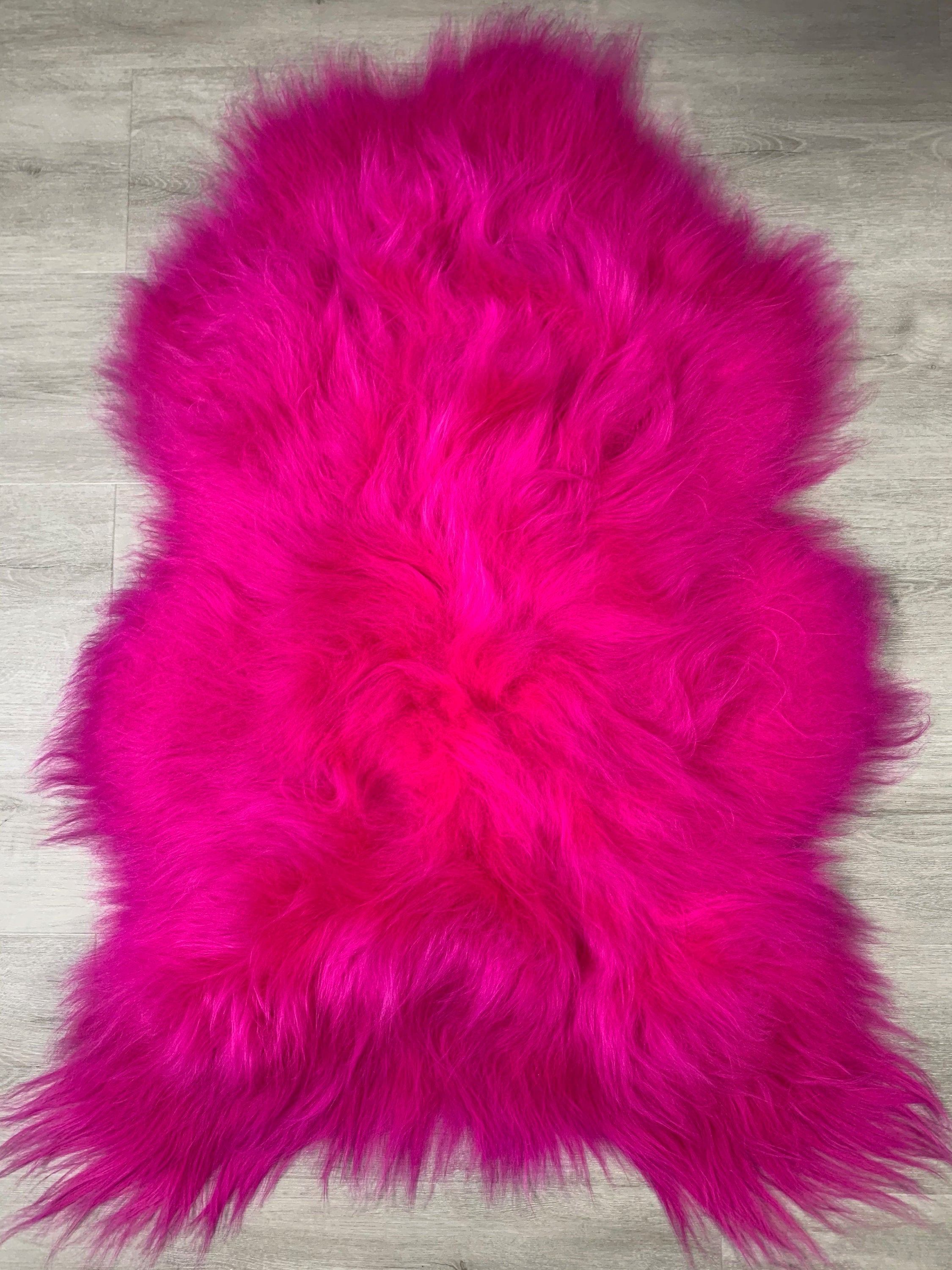 Beautiful Dyed Pink Sheepskin Rug / Icelandic Pink Sheepskin / Sheepskin Seat Cover / Genuine Sheepskin Rug