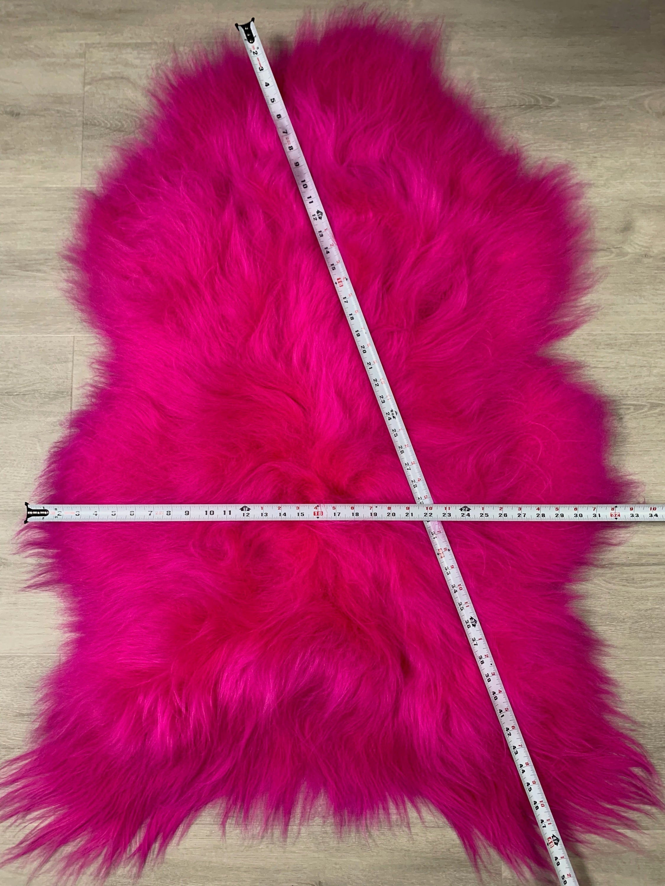 Beautiful Dyed Pink Sheepskin Rug / Icelandic Pink Sheepskin / Sheepskin Seat Cover / Genuine Sheepskin Rug