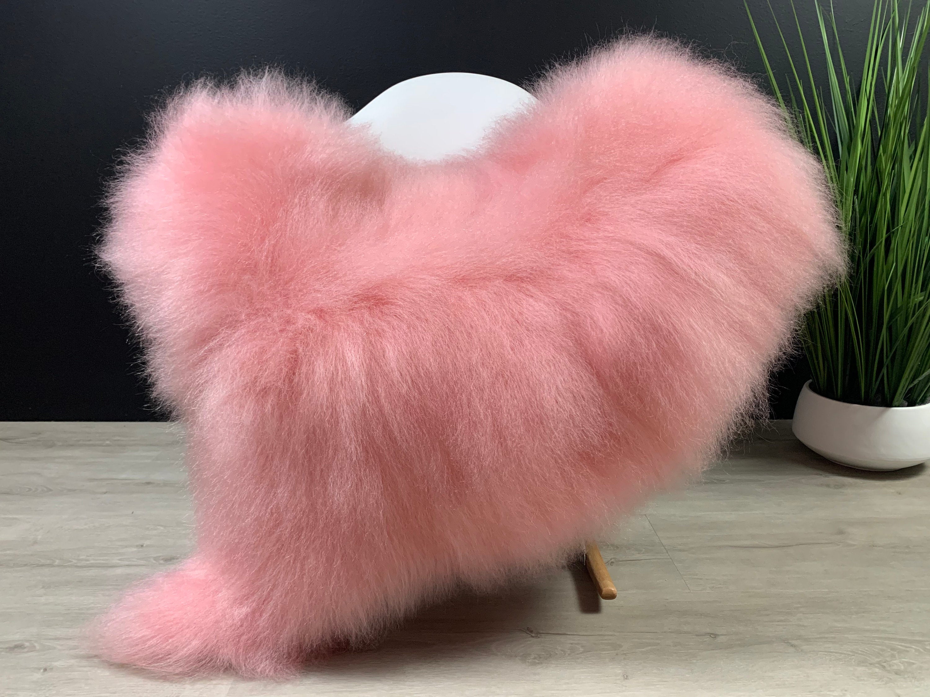 Beautiful Baby Pink Icelandic Sheepskin Rug Pelt  Genuine Leather Cover Throw Blanket